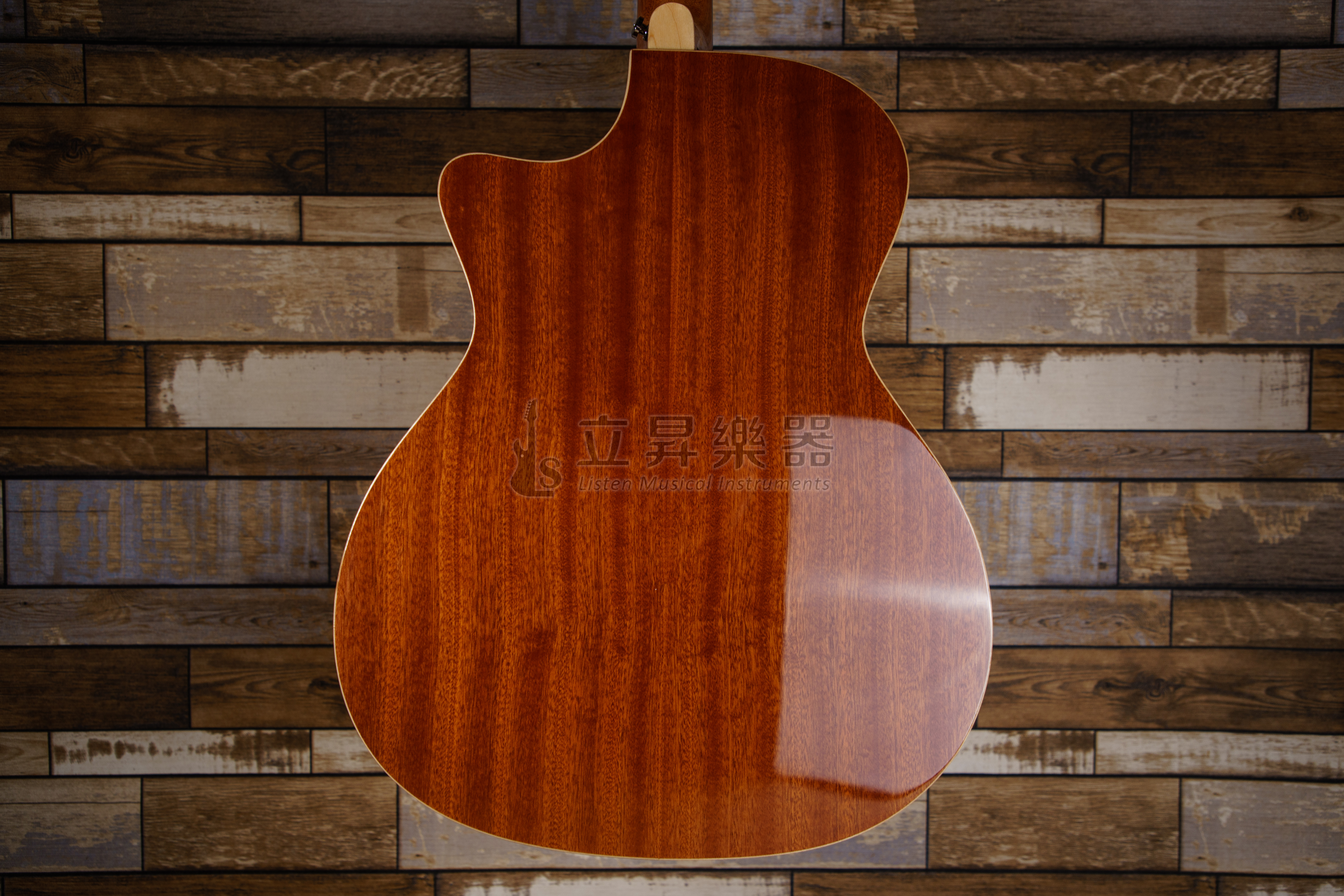 NAGA NAGA S-10GAC 光系列 Sungha Jung 鄭晟河代言 英格曼雲杉面板 沙比利木側背 面單板 40吋 GA桶身 附原廠厚琴袋 第 6 張圖片｜三峽吉他 / Bass