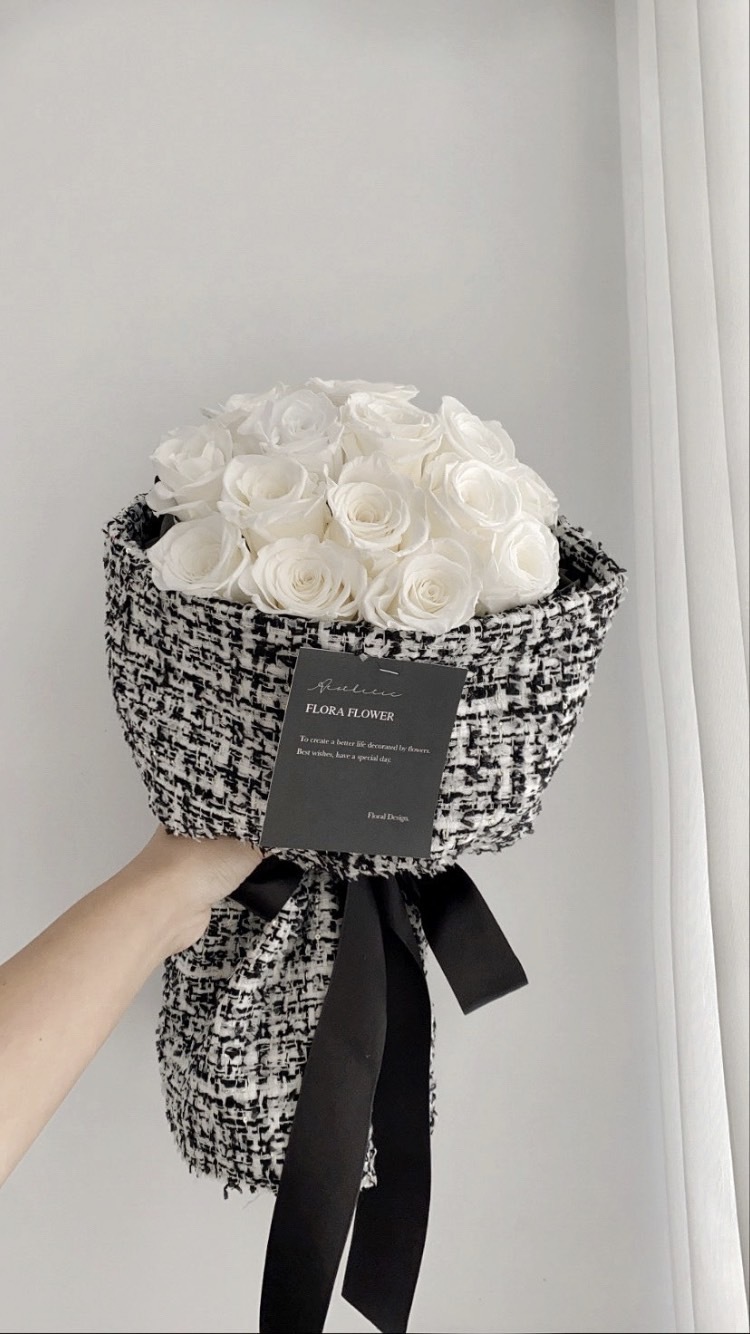 俄羅斯永生花束-香奈兒白