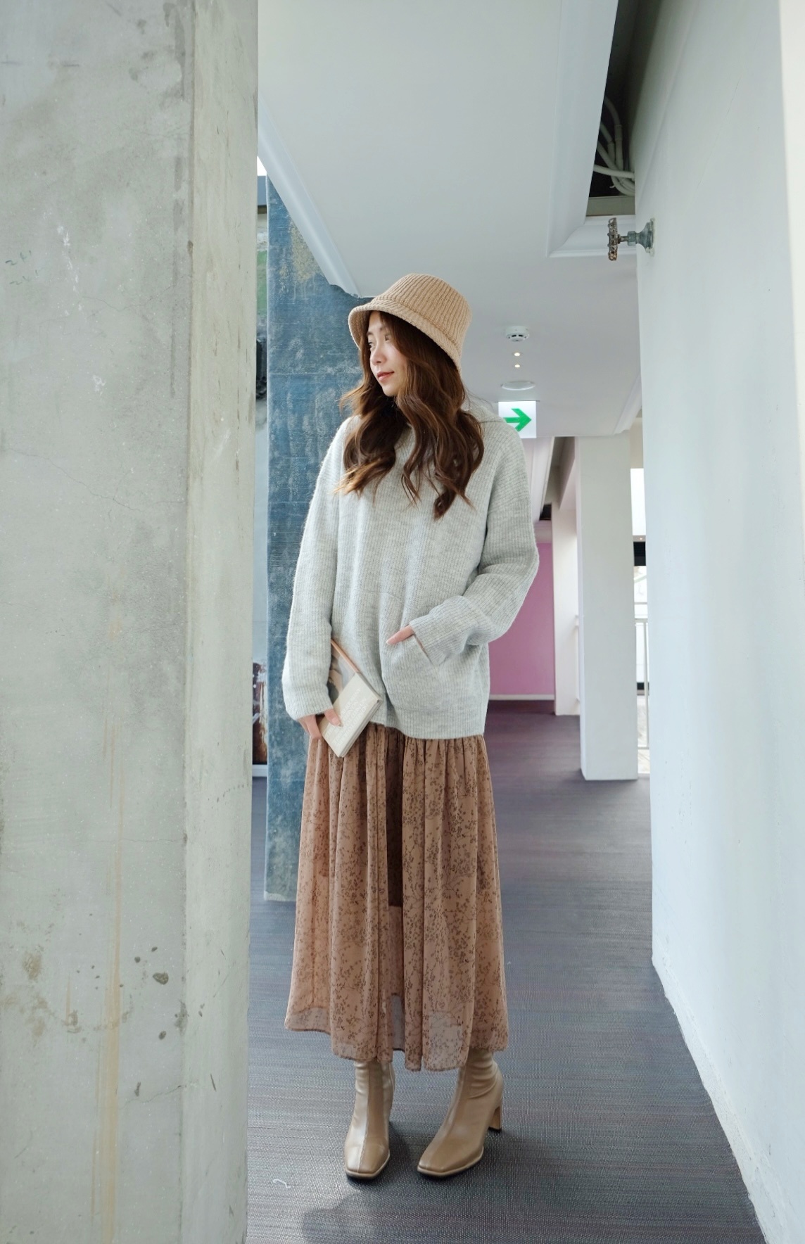 大推薦極柔軟混灰連帽針織