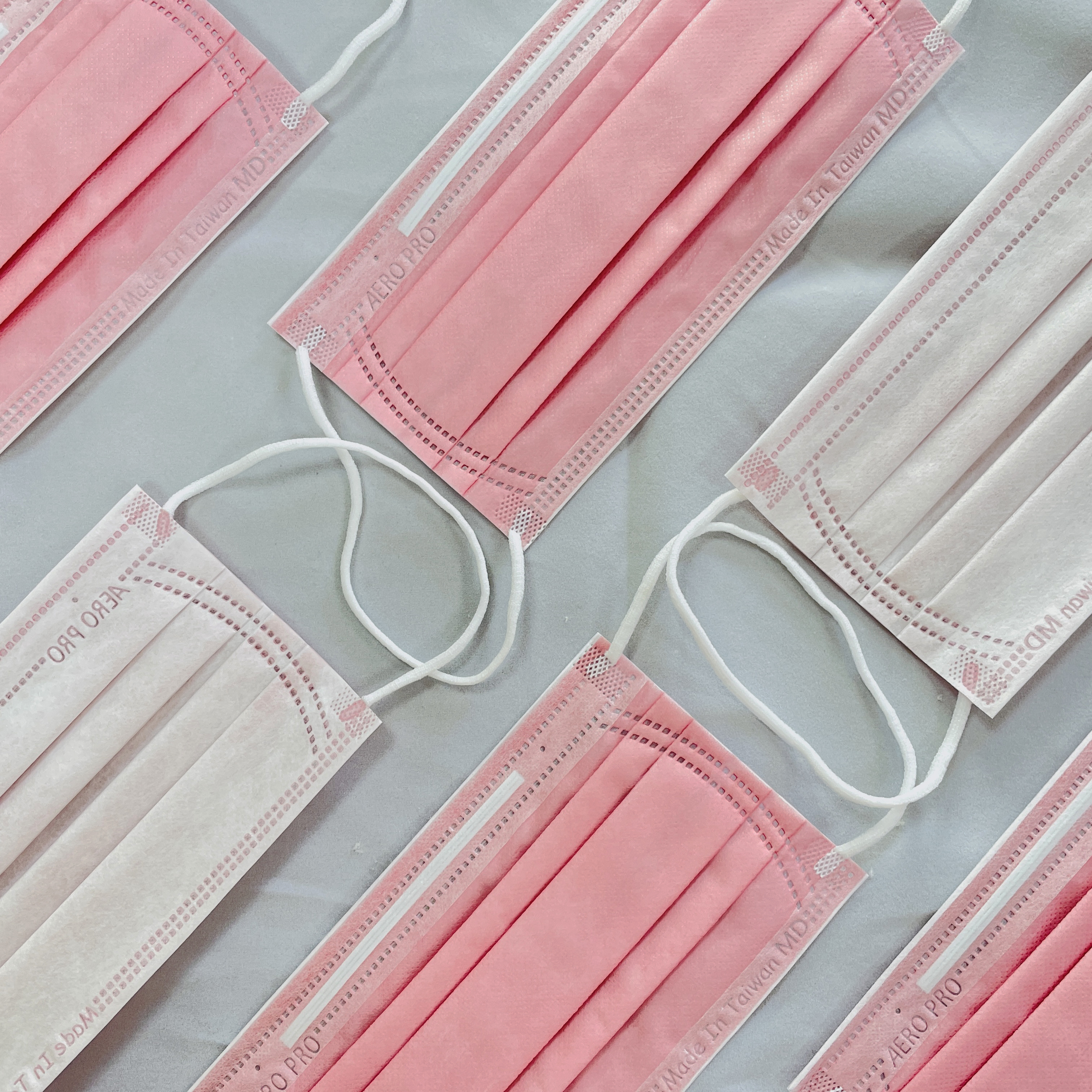 AERO PRO花卉系列: 櫻花色 外掛式醫用口罩 (10入/包）
