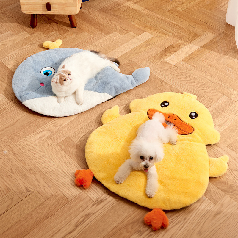 卡通动物造型小兔绒垫子