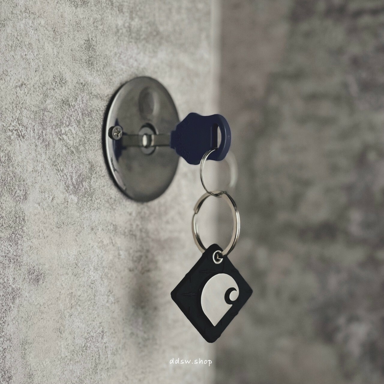 Carhartt 鑰匙圈 橡膠 鐵牌