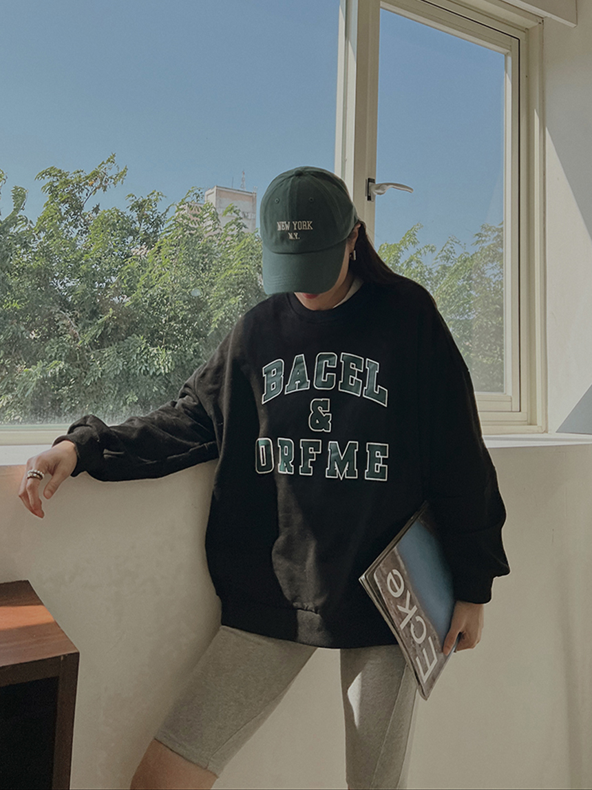 字母落肩大學T*2色