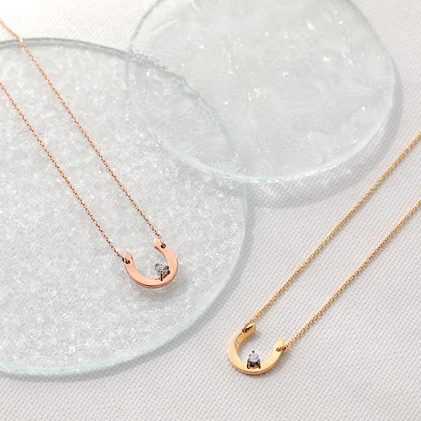 幸運馬蹄鐵 — 4分鑽石項鍊(小鑽款)