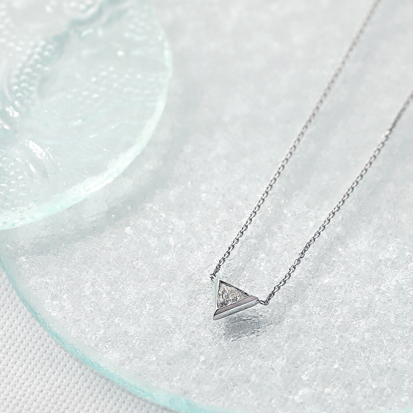 山丘上的月光 — 15分鑽石項鍊