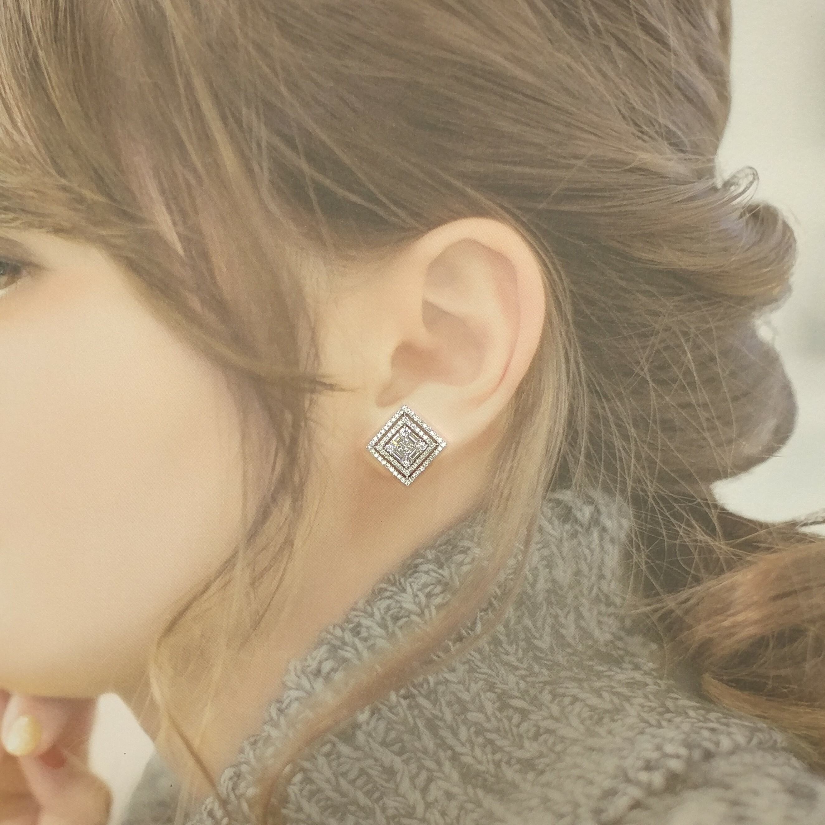 18K White Gold 1.81ct Diamond Earrings