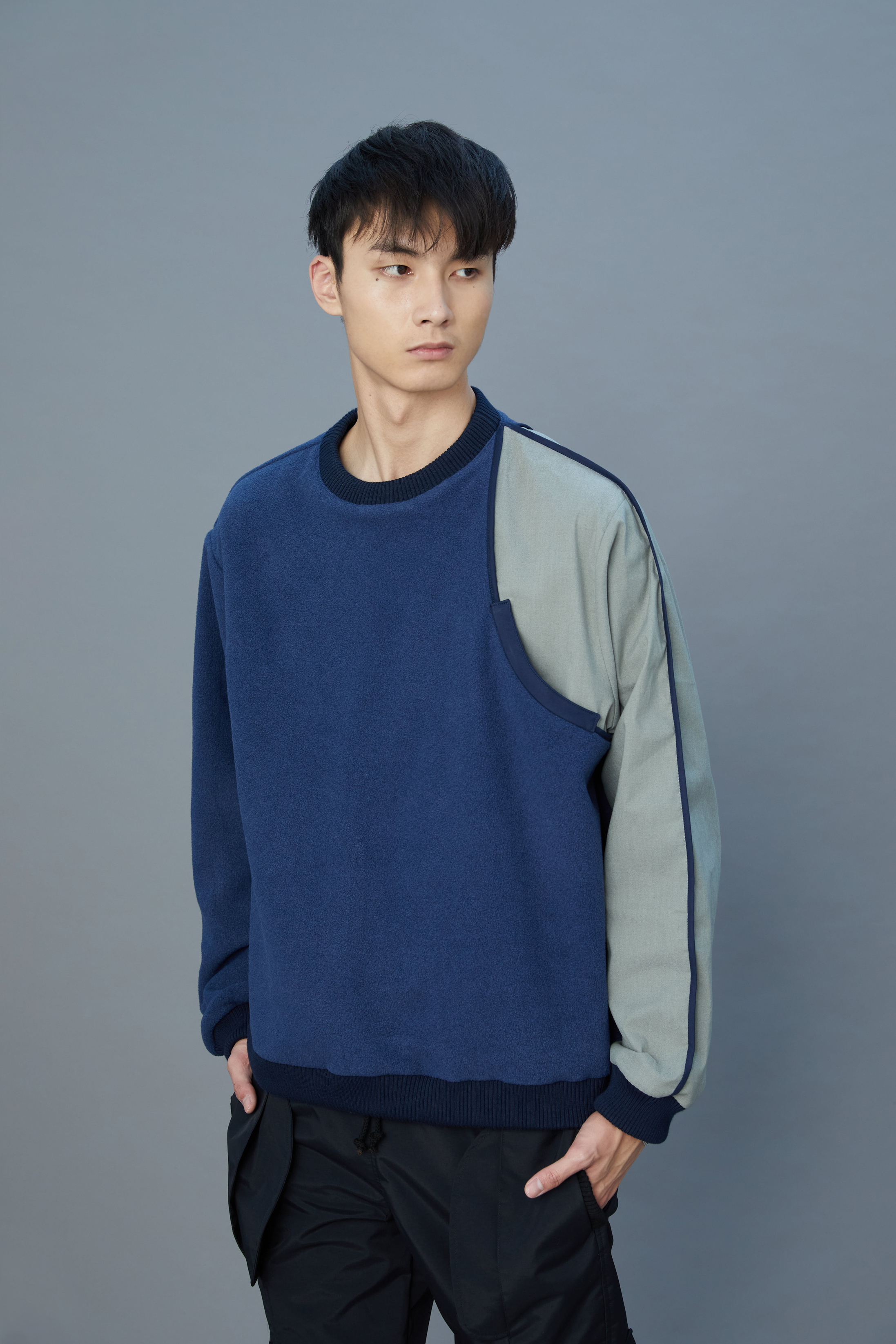 牡蠣絨拼接上衣 - 霧藍