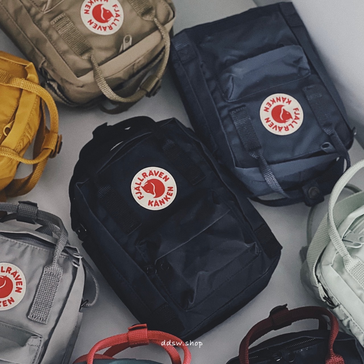 Fjällräven 北極狐小包包 小狐狸包 斜肩包 經典小包 八色