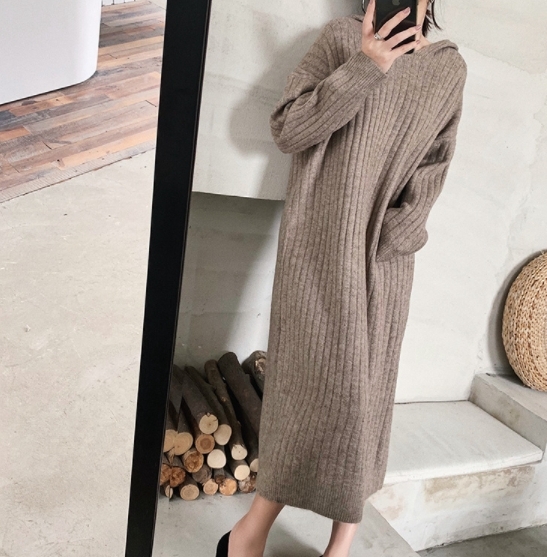 ᴷᴼᴿᴱᴬ 🇰🇷 <現貨 >熱銷王！寬鬆連帽針織洋裝 (三色)