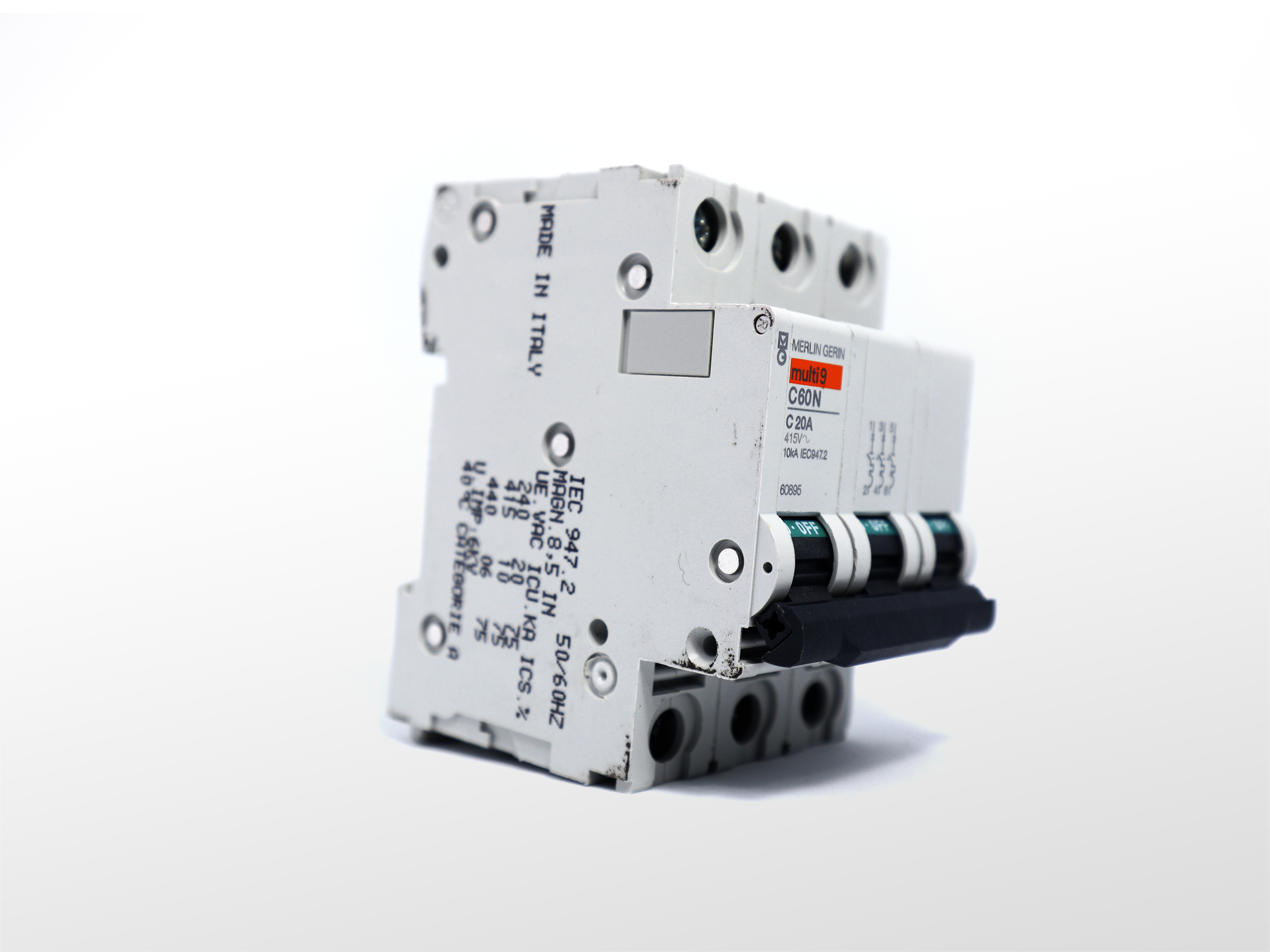 Schneider Electric M/G電路保護器C60N 3P 20A 60895