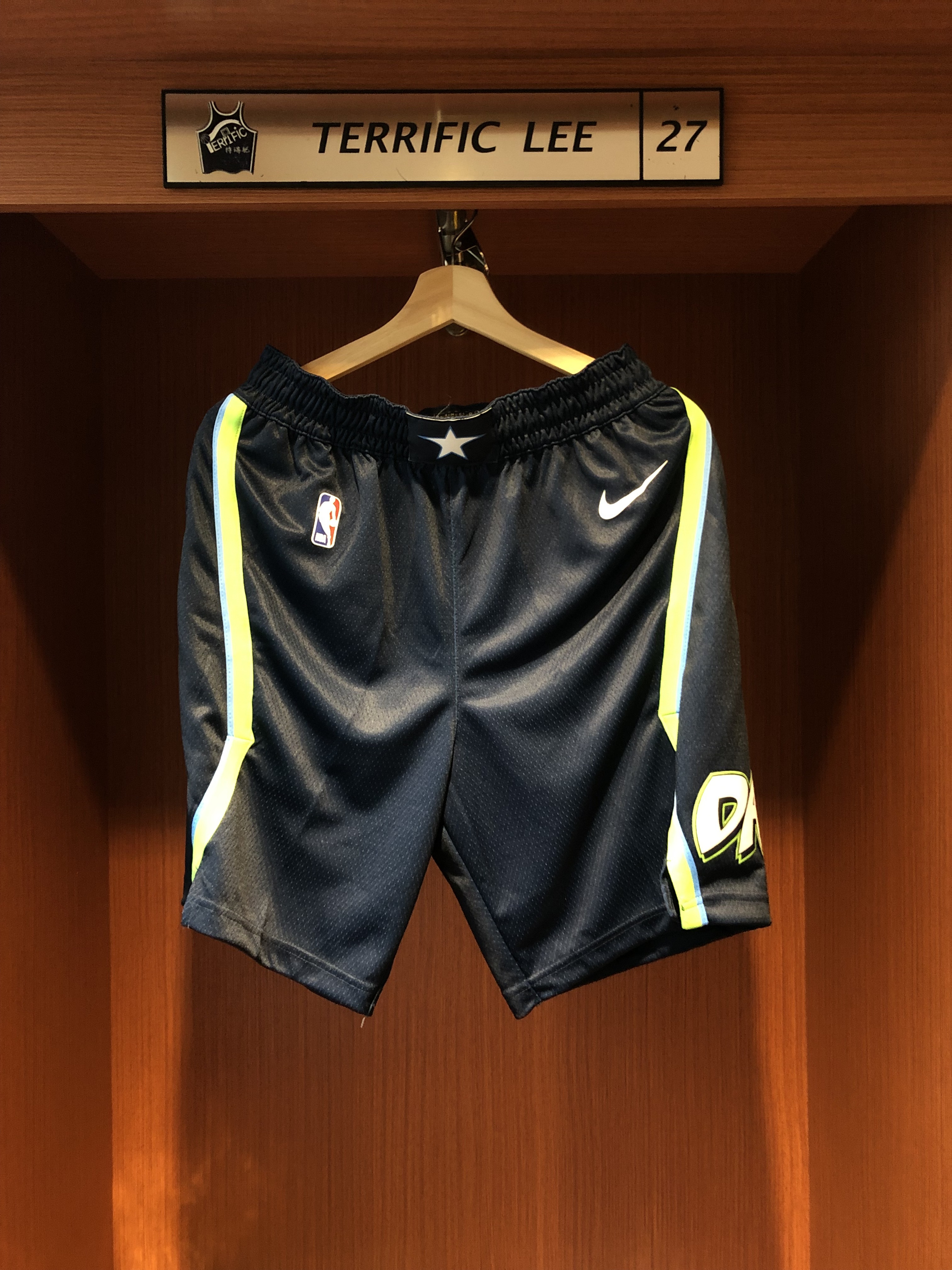 NBA球褲 Dallas Mavericks 達拉斯小牛城市球褲 City Nike Swingman Shorts 球迷版 有口袋 全新
