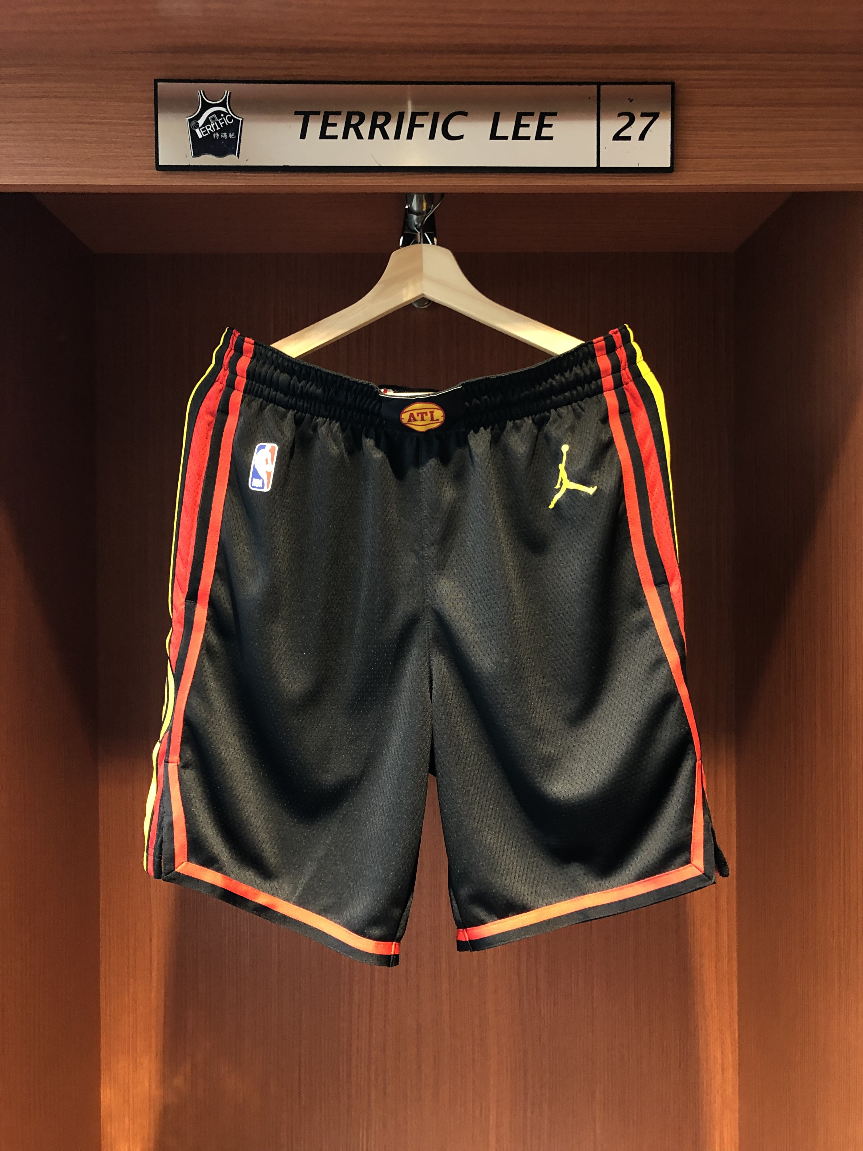 NBA球褲 Atlanta Hawks 亞特蘭大老鷹黑球褲 Statement Jordan Swingman Shorts 球迷版 有口袋 全新