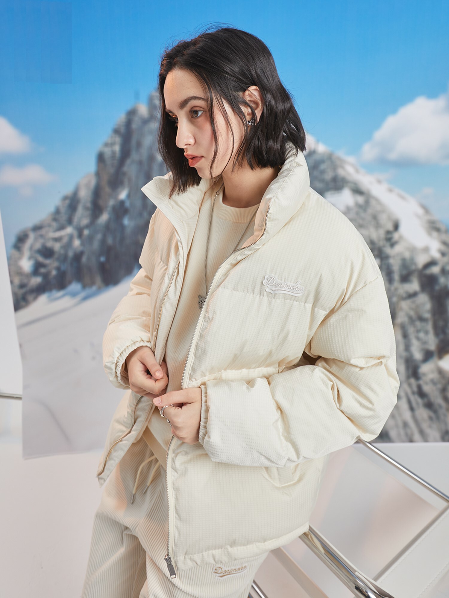 I DON‘T SMOKE 衝浪標logo 羽絨外套