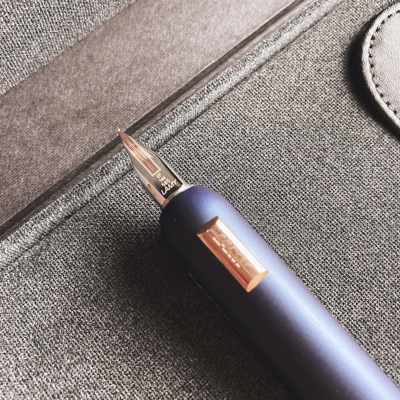 LAMY｜ DIALOG CC 焦點系列 14K金 鋼筆（玫瑰金霧藍款）