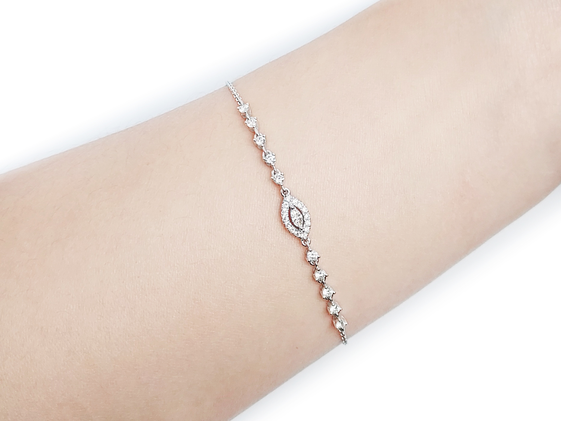 18K白金天然鑽石馬眼型手鏈