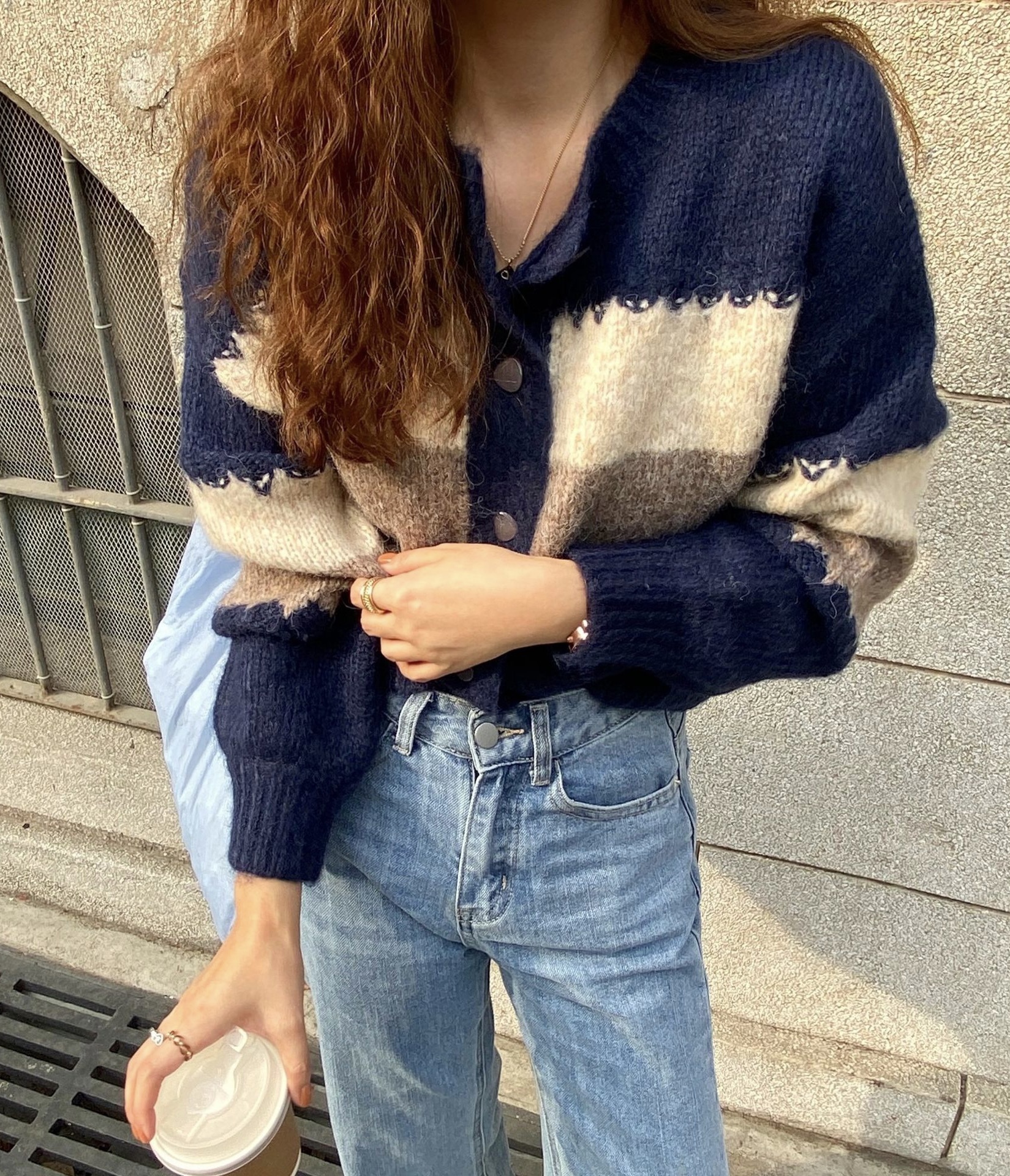 ᴋᴏʀᴇᴀ🇰🇷怎麼搭怎麼好看！拼色針織外套