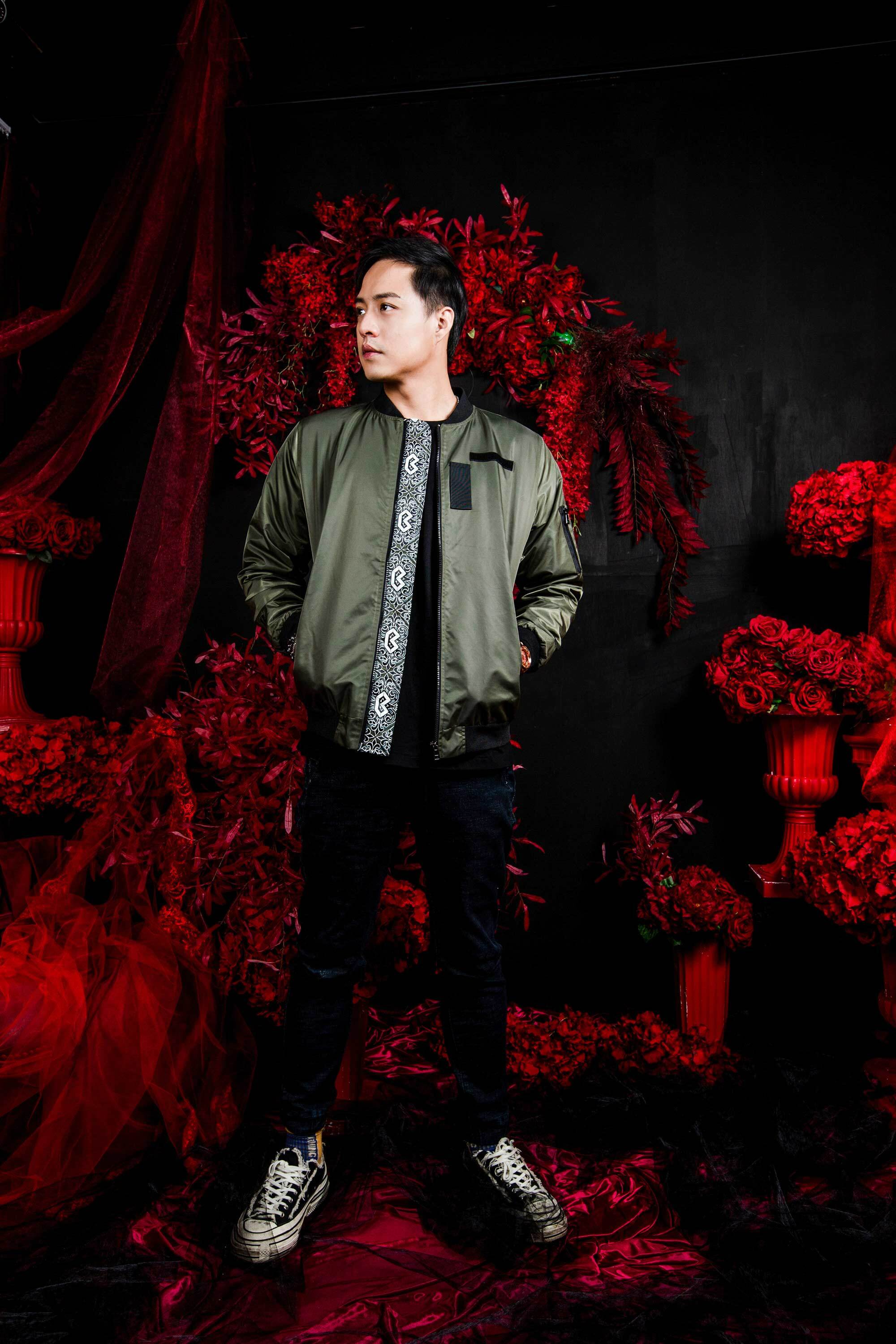 哥德防潑水MA-1飛行外套-軍綠｜吟遊詩人的呢喃 x Retop限量聯名哥德服飾｜男款飛行外套推薦