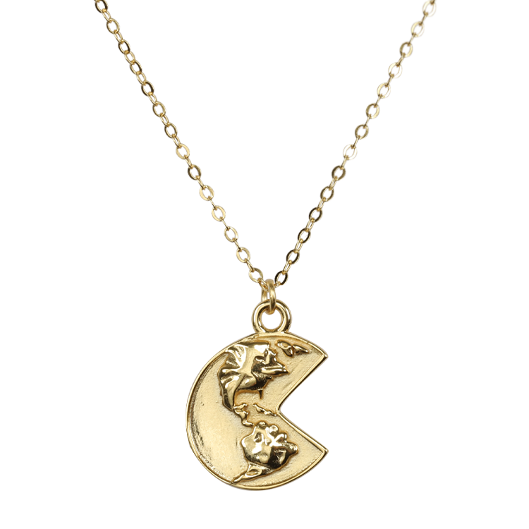 純銀項鍊，女士項鍊 美洲浮雕小精靈項鍊；電子遊戲產業的代表形象（1057金色）