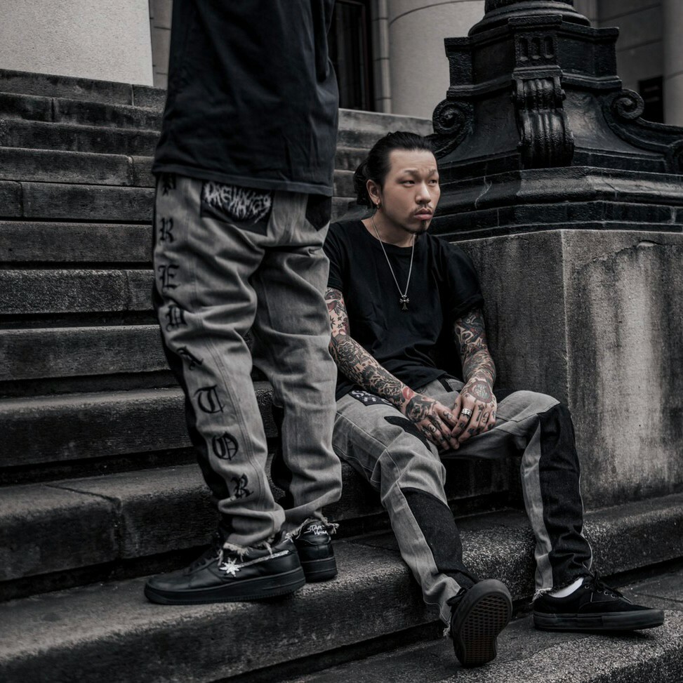 PREDATOR 限量新款 02 破壞貼布 黑灰牛仔褲 DENIM PANTS