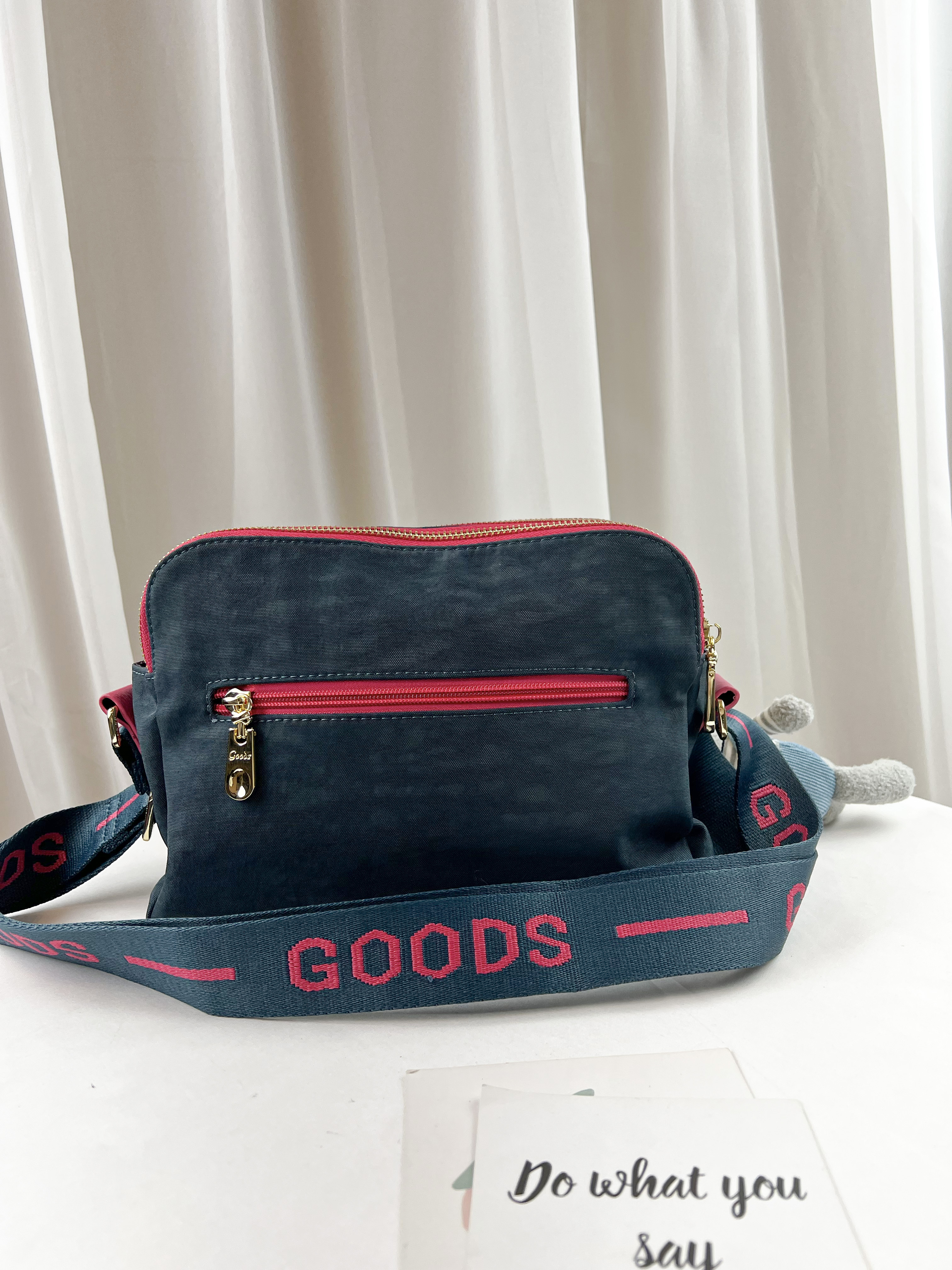 GOODS 織帶綠桃 防潑水側背包  #2789