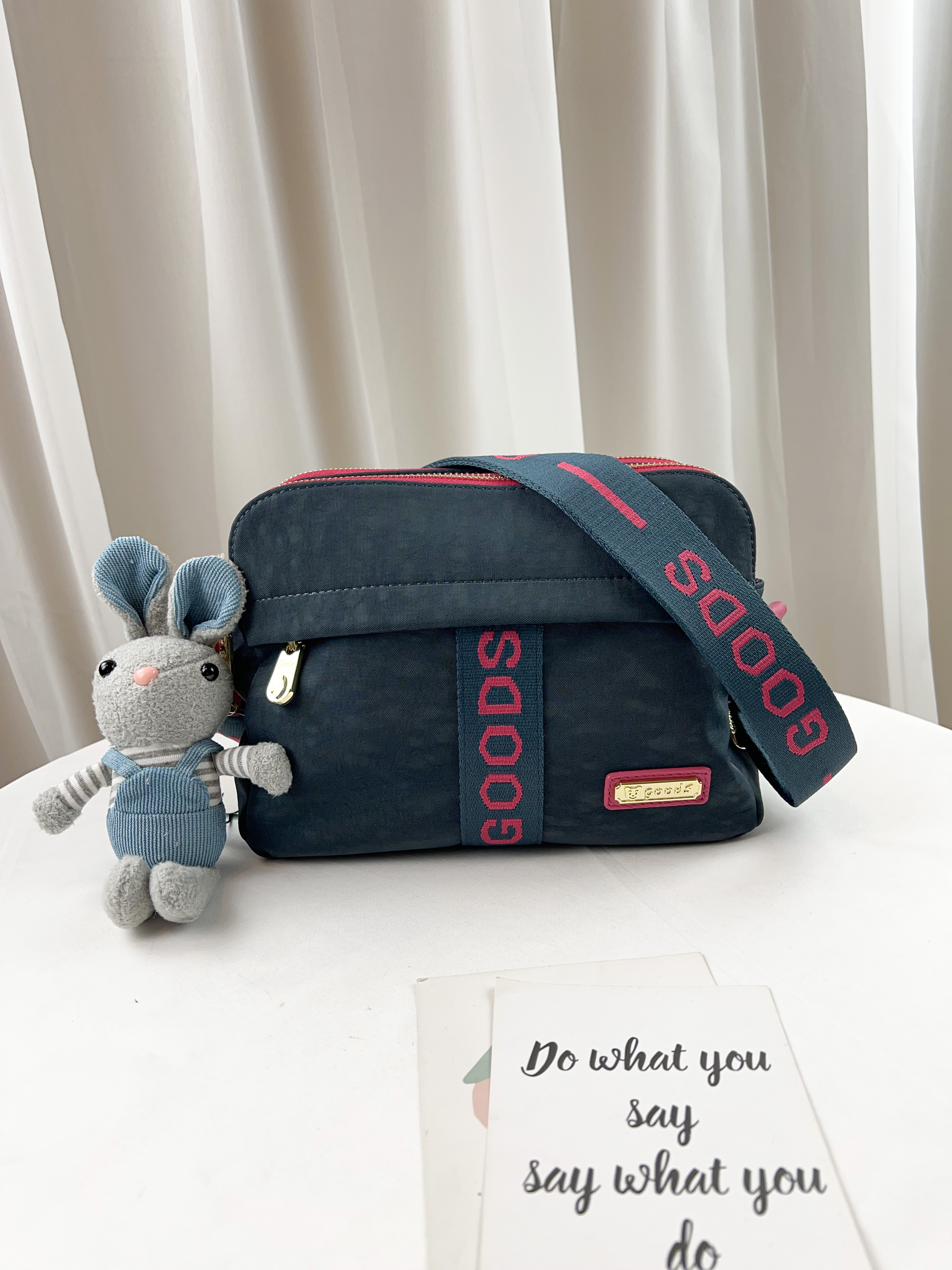 GOODS 織帶綠桃 防潑水側背包  #2789