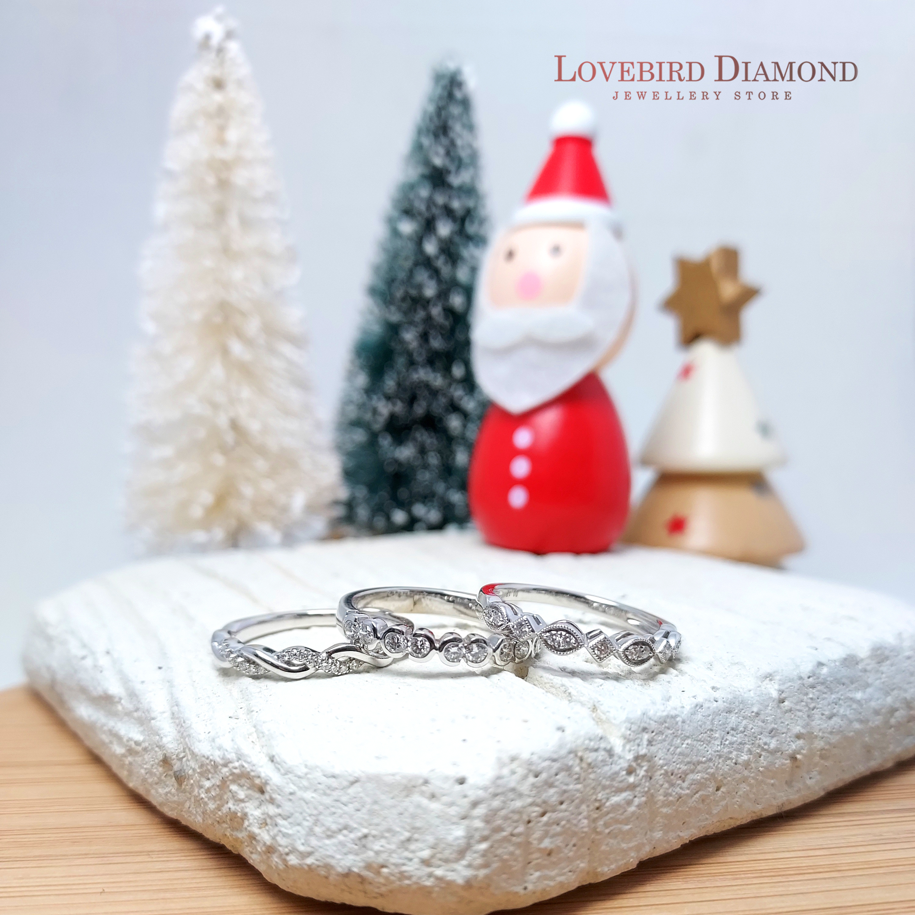 18K 白金天然鑽石戒指