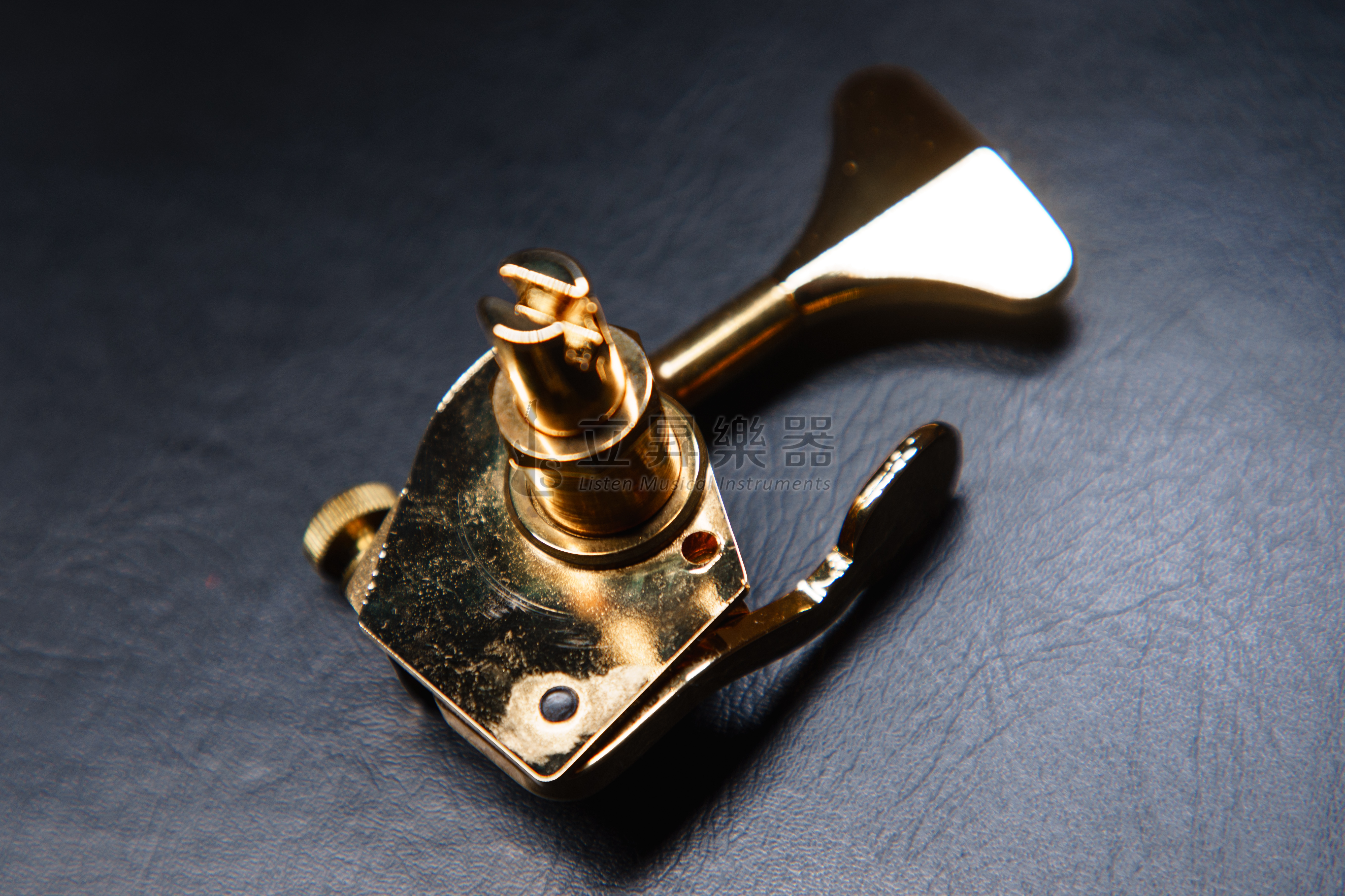 貝斯弦鈕 HIPSHOT HE6Y-3/8" GOLD ULTRALITE BASS XTENDER 型號 20660G-T 快速降弦 美國製 第 4 張圖片｜三峽弦樂器