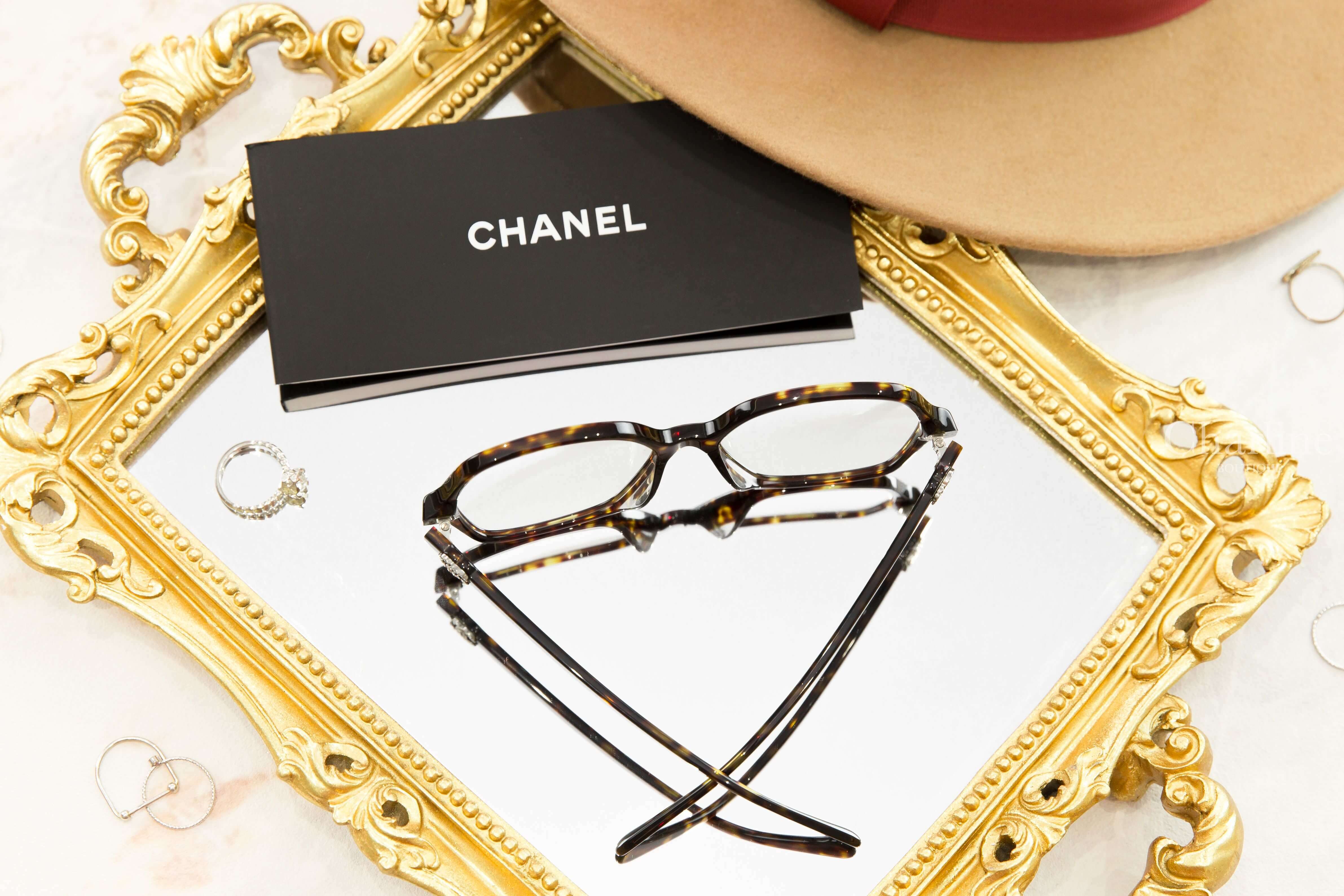 Chanel Butterfly Sunglasses 深棕色玳瑁蝴蝶形側邊黑銀水鑽CC抗藍光鏡片平光眼鏡-Charline Boutique 精品代購