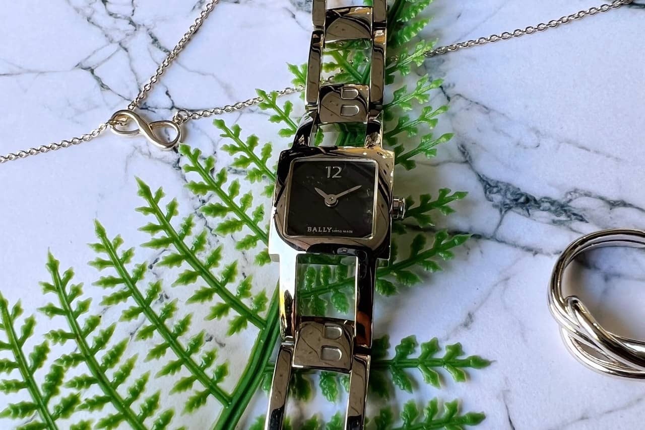 【BALLY】秀氣方形手鍊腕表 G110MS 17mm 現代鐘錶