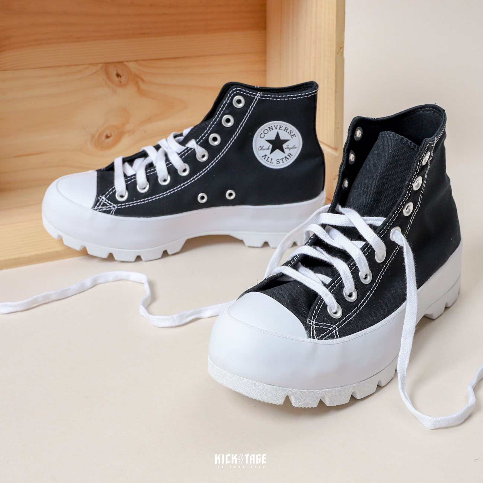 <特價，不退換> CONVERSE CHUCK TAYLOR Lugged Hi 高筒 白色 厚底 馬汀靴 鋸齒鞋【565902C】