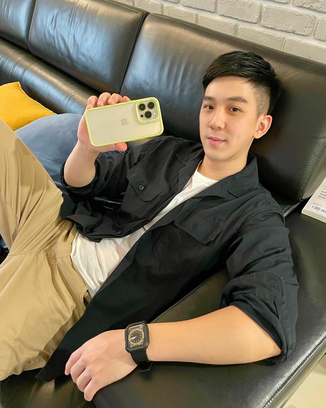 Ryan Liu ryanliuyy iPhone13手機殼開箱