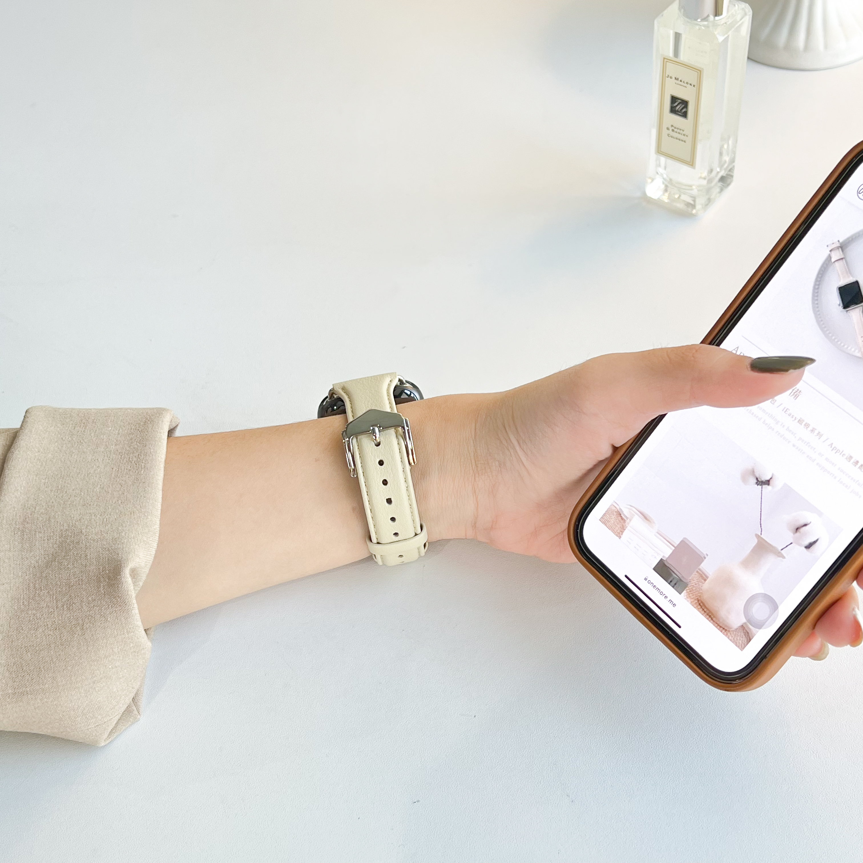 Apple Watch 質感細款牛皮真皮錶帶 （加厚款）象牙白