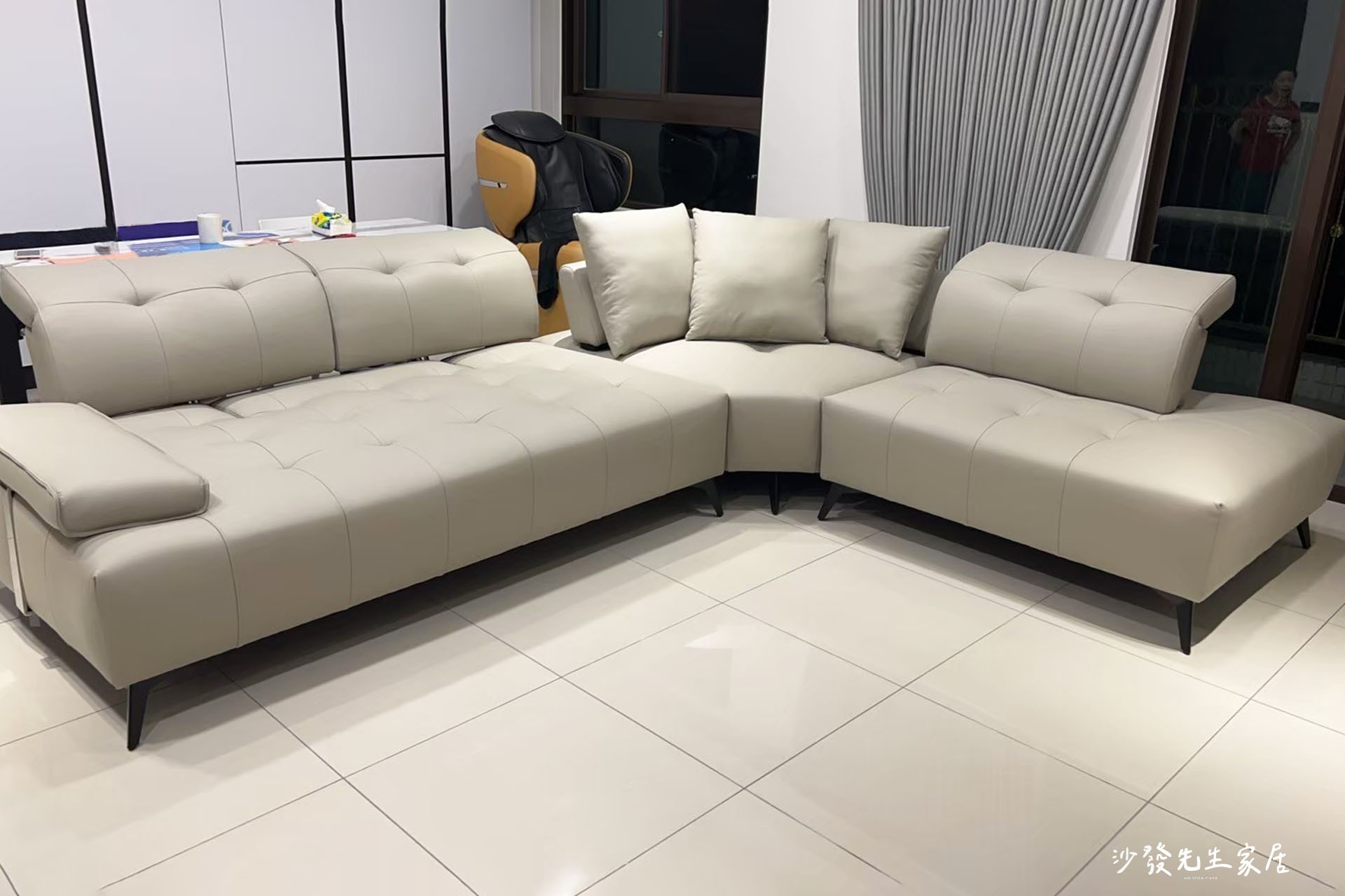 L型的身形擁有足夠的座椅空間