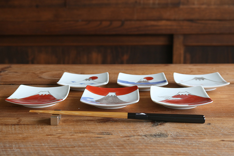 福珠窯-色繪銀彩/櫻富士9cm角小皿