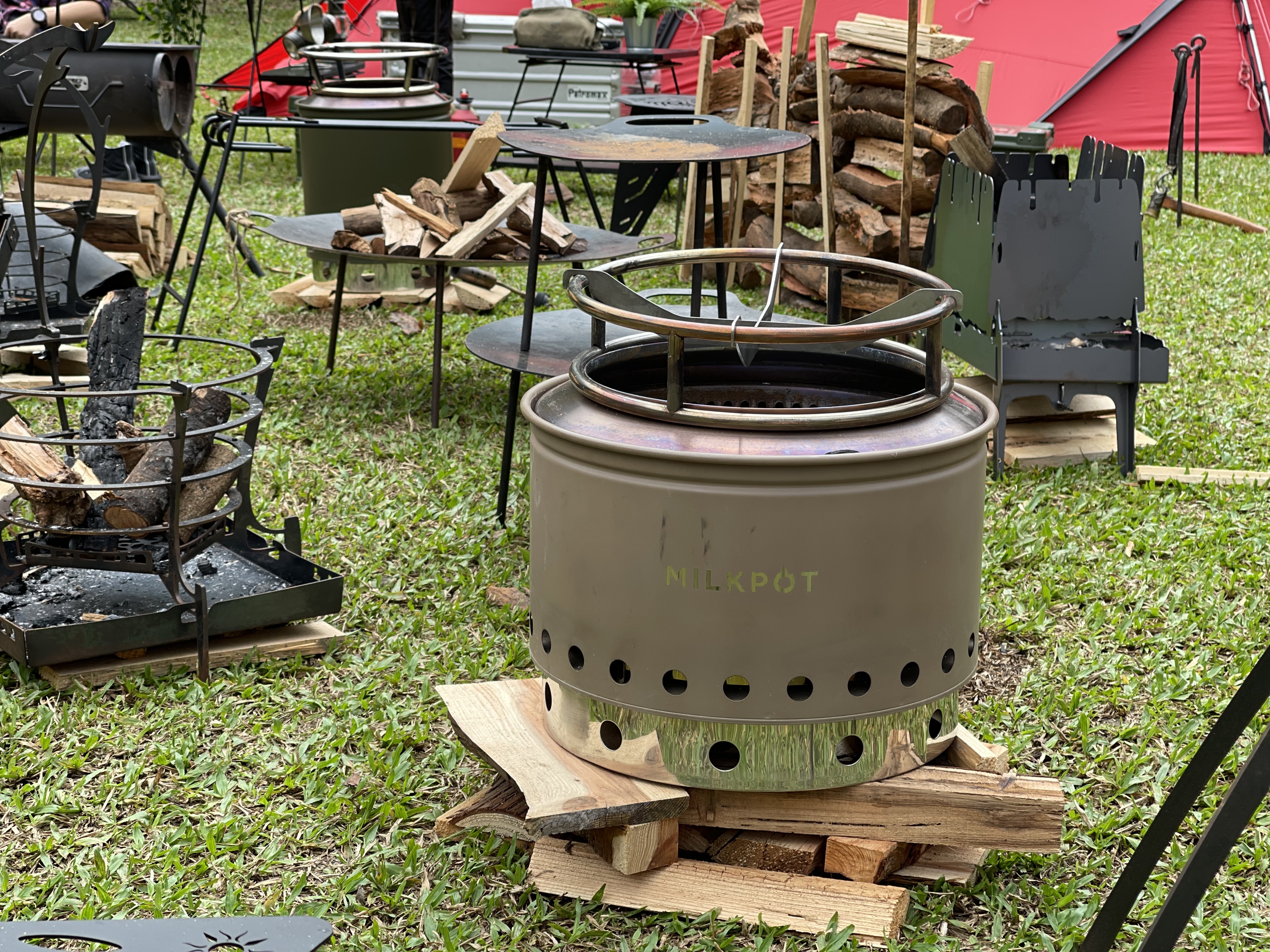 MILKPOT STOVE 焚き火台 カーキ | www.gamescaxas.com