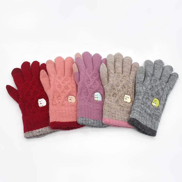 【肌暖】台灣製 正版授權 角落生物麻花刺繡觸控雙層手套丨SUG020-024