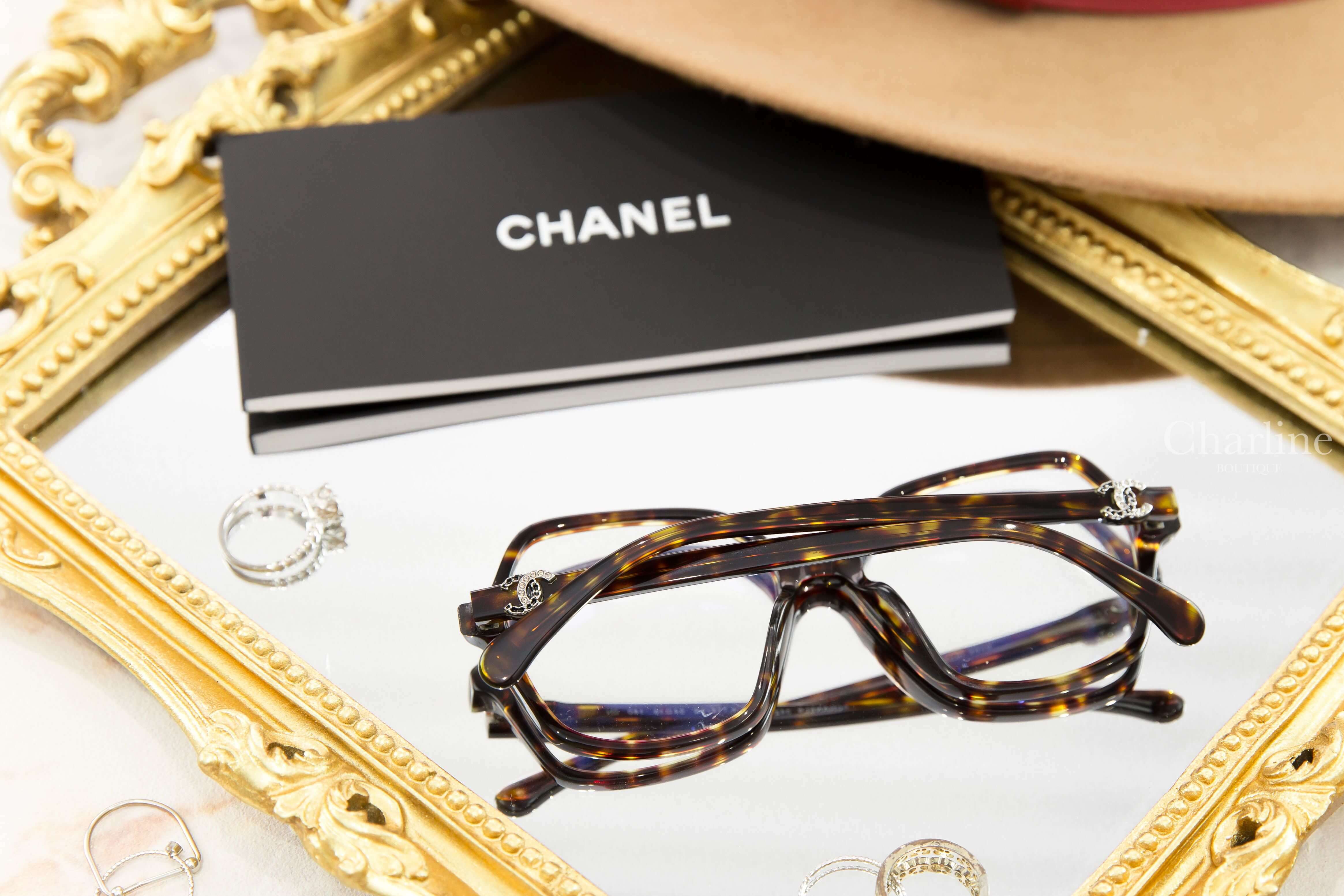 Chanel Butterfly Sunglasses 深棕色玳瑁蝴蝶形側邊黑銀水鑽CC抗藍光鏡片平光眼鏡-Charline Boutique 精品代購