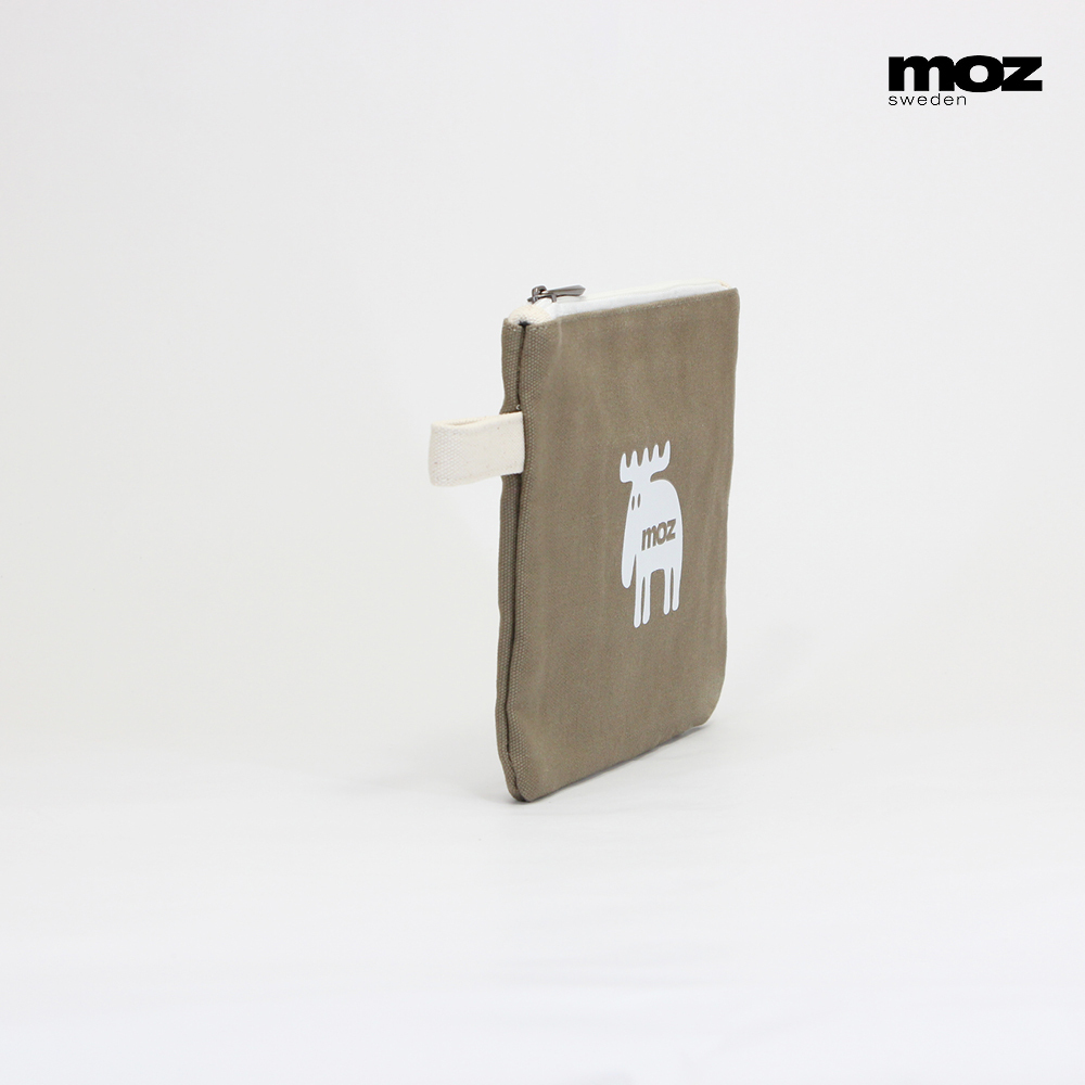 moz瑞典小駝鹿手拿化妝收納包(亞麻棕)