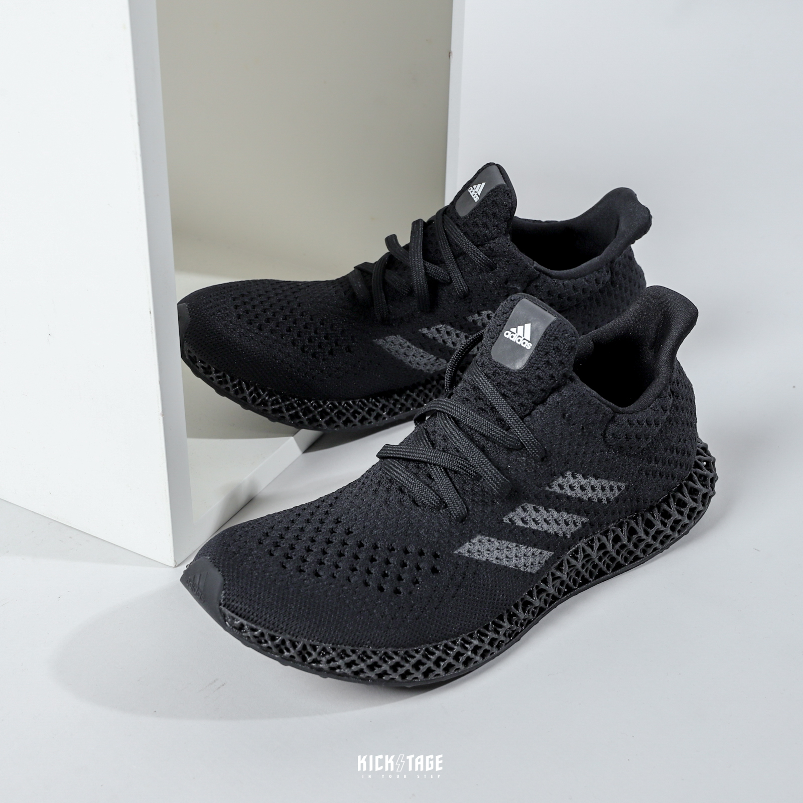 Adidas 4D FUTURECRAFT Triple Black 黑魂全黑4D列印技術慢跑鞋
