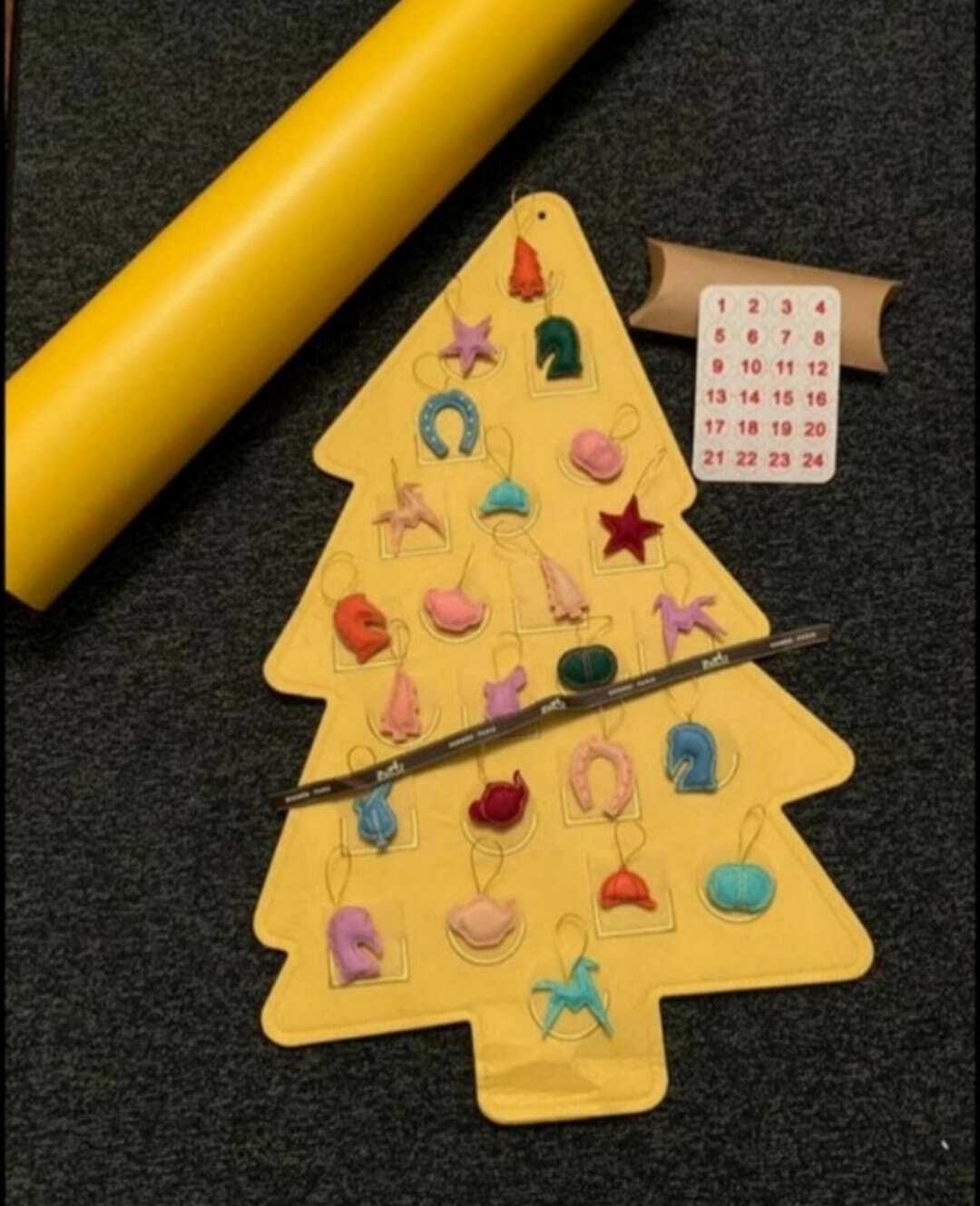 聖誕樹（黃色）