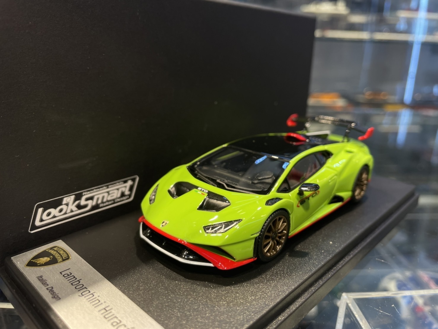 LookSmart LS523B Lamborghini Huracan STO Green 1/43