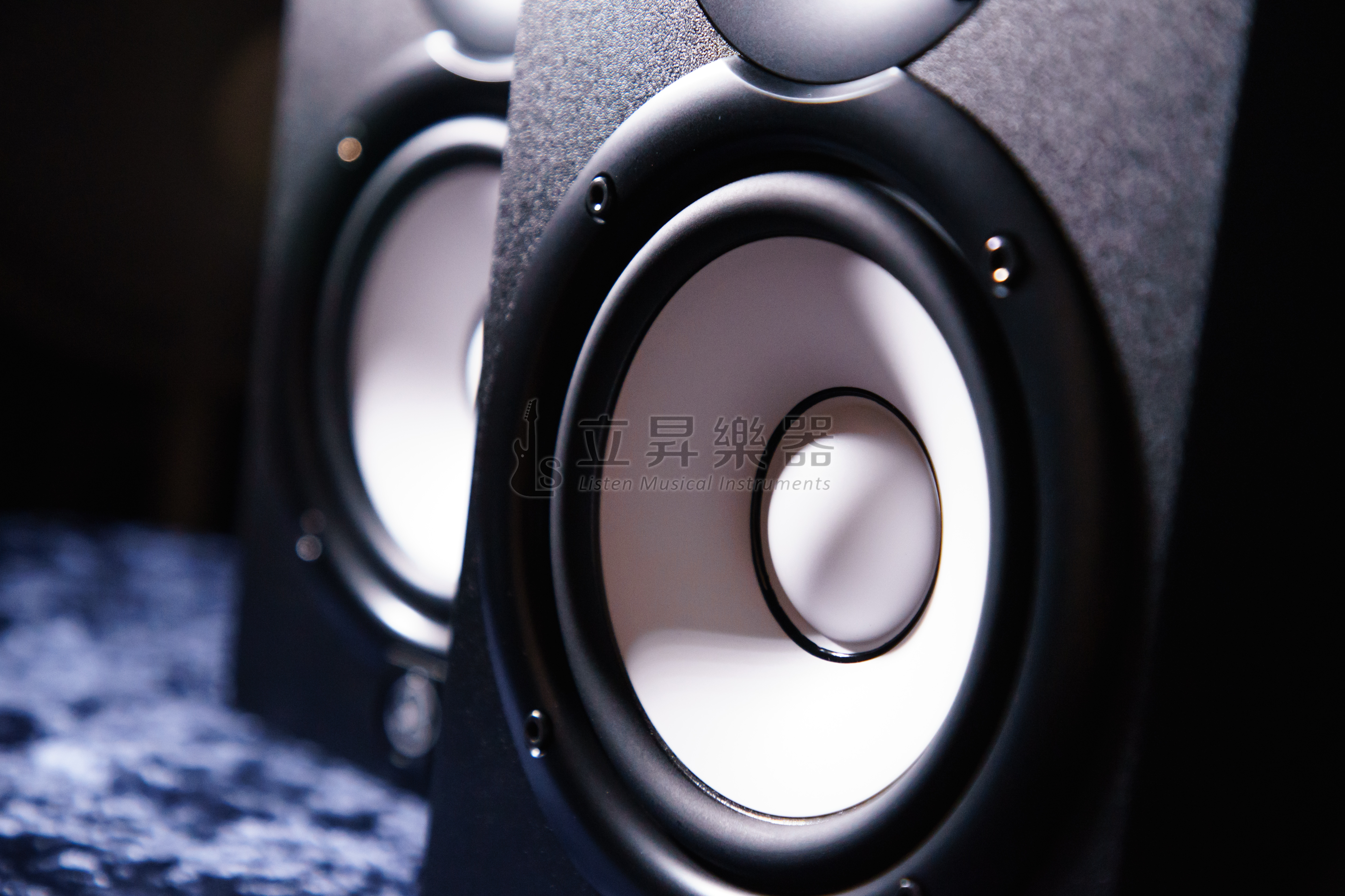 Yamaha YAMAHA HS5 山葉 主動式 監聽喇叭 5吋 黑色/白色 第 6 張圖片｜三峽錄音 / 音響