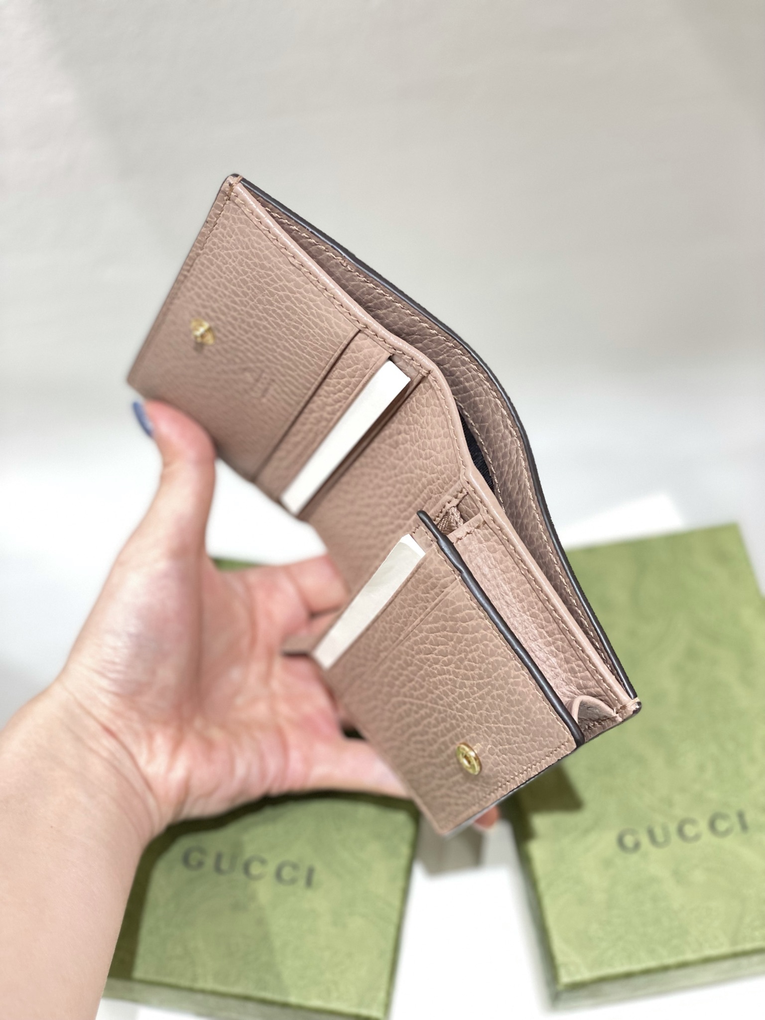 GUCCI GG Marmont Card Case Wallet