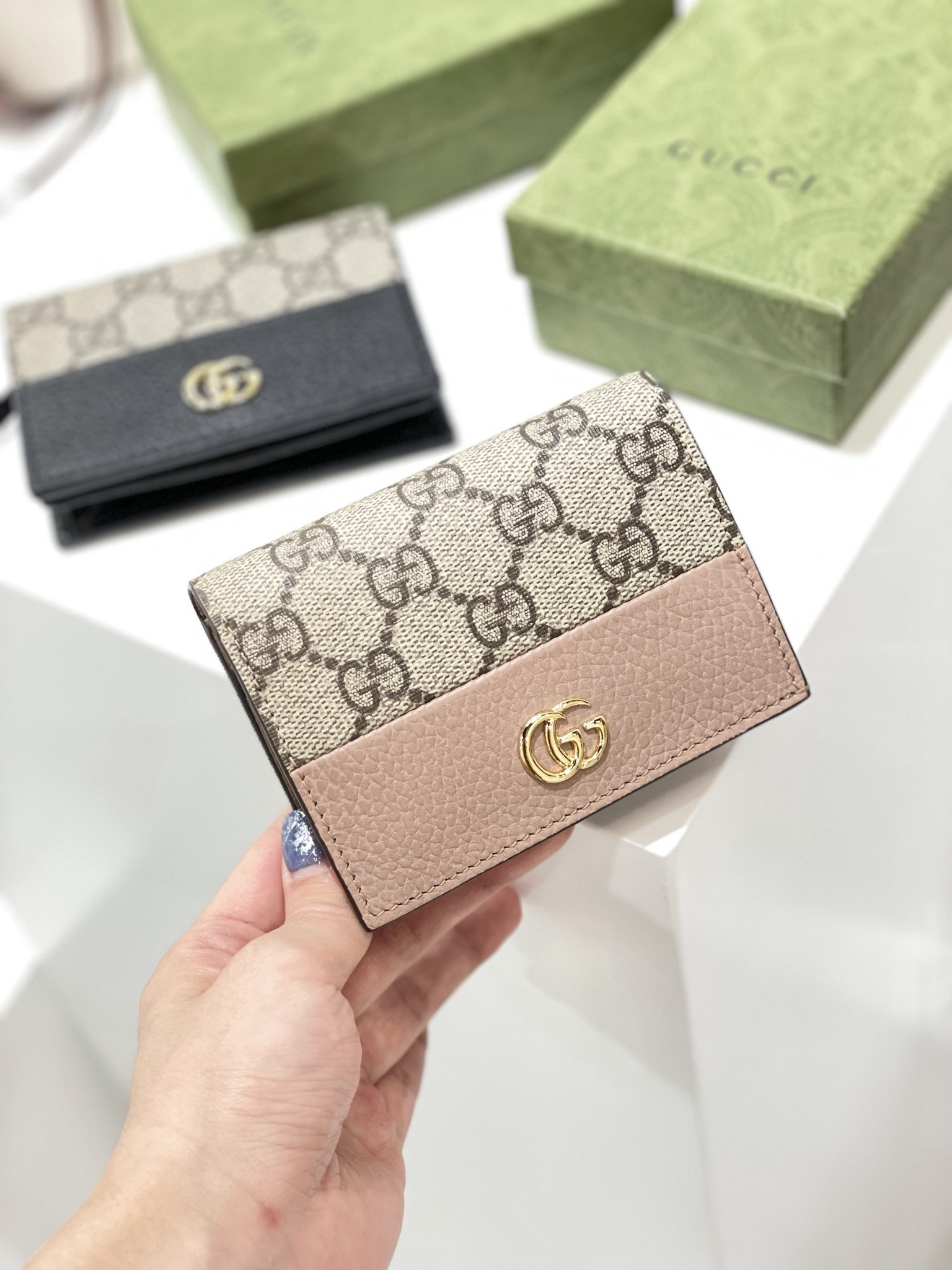 GUCCI GG Marmont Card Case Wallet