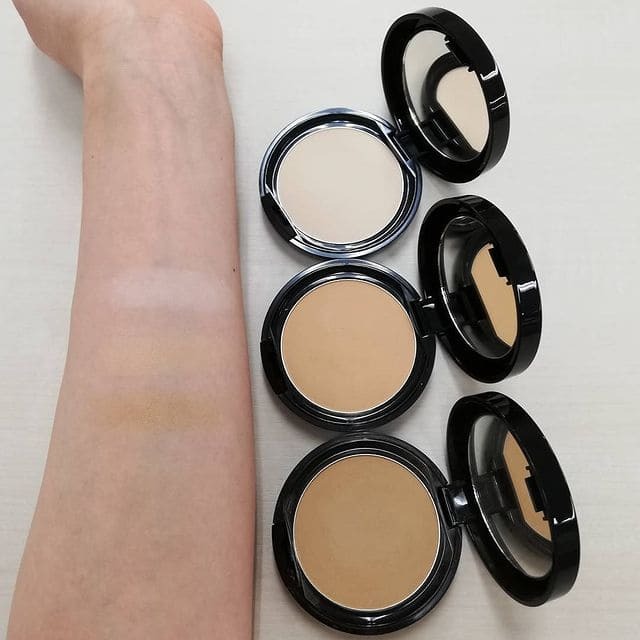 MiMC Mineral Essence Moist SPF40 PA +++ 10g 礦物質精粹保濕粉餅