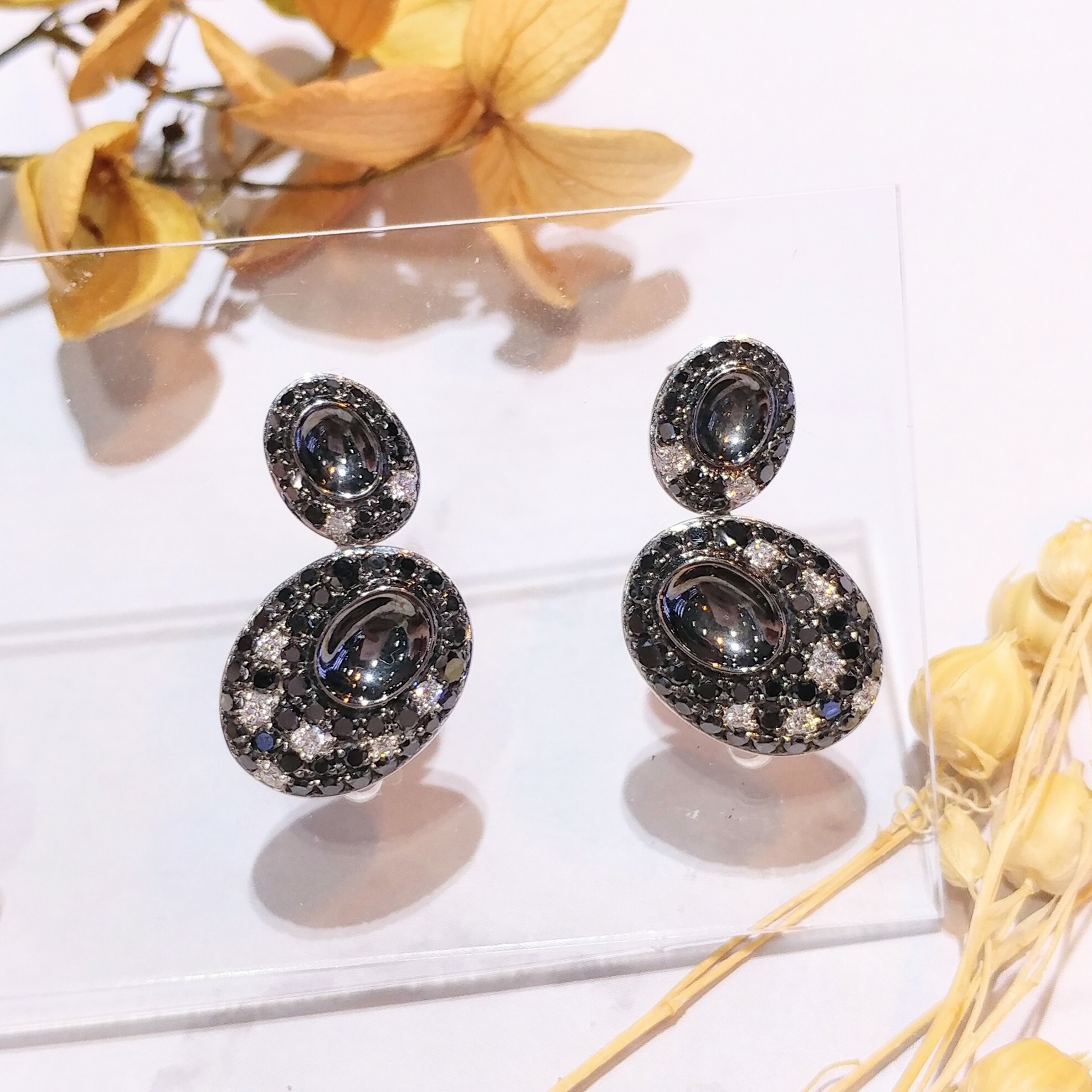 18K Gold 1.04ct Black and White Diamond Earrings