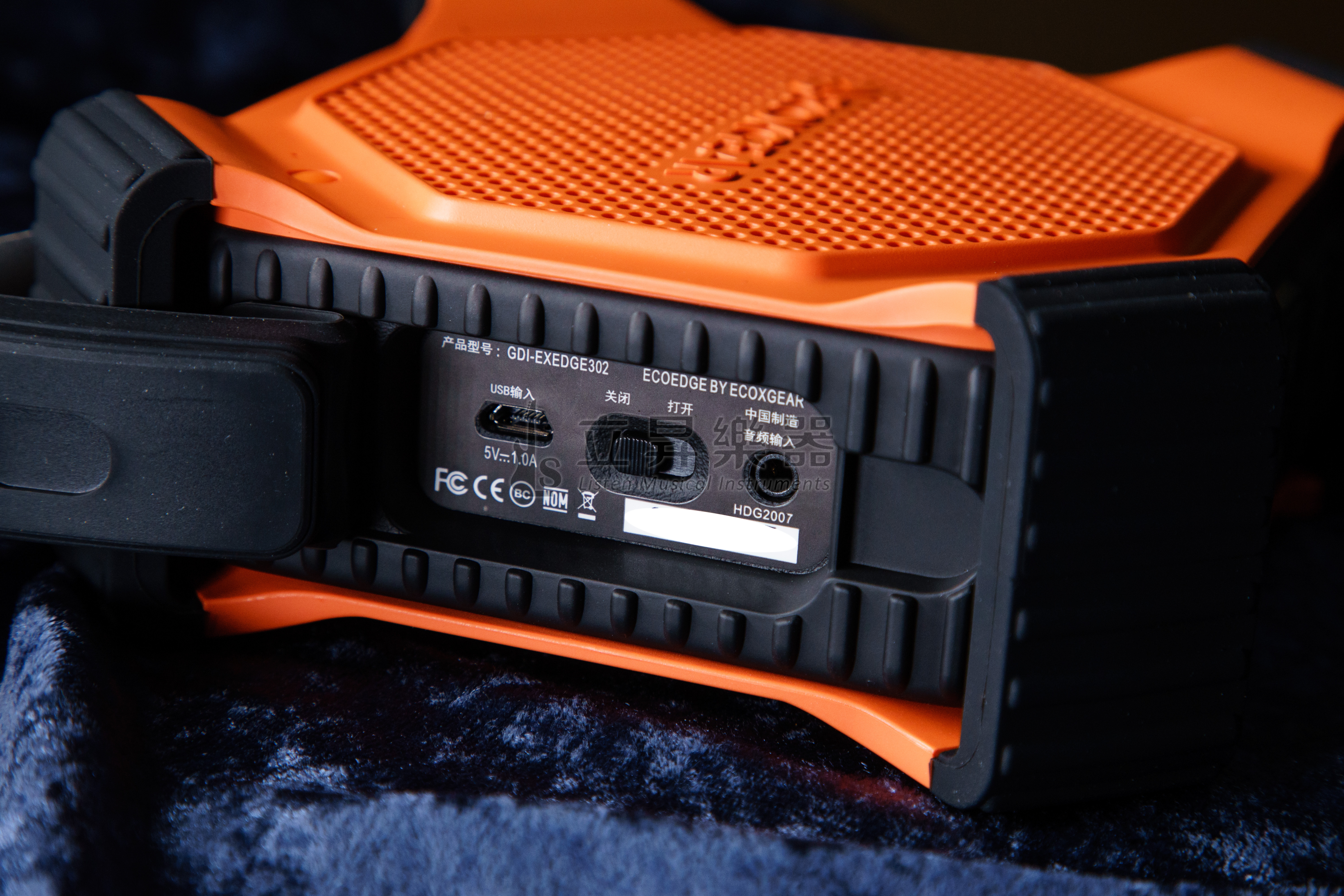 ECOXGEAR ECOXGEAR BT-315 IPX7 防水防塵 藍牙喇叭 20瓦 內置開瓶器 橘色 3.5mm AUX插孔 20個小時待機 第 6 張圖片｜三峽錄音 / 音響