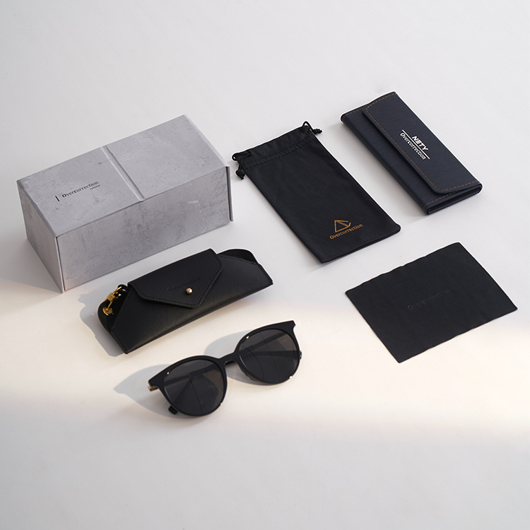 NINE THEORY × Overcorrection 聯名墨鏡－黑／奶茶／奶油