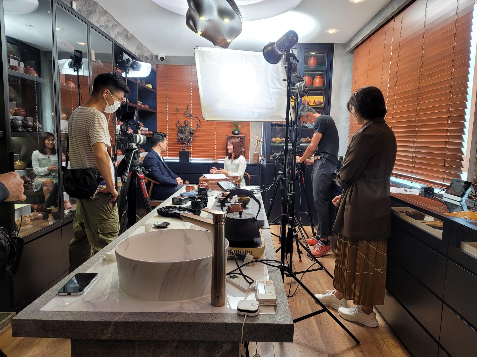 Now TV,營商 ‧ 識見,財經台ch.333,Karen Cheng, 鄭萃雯,