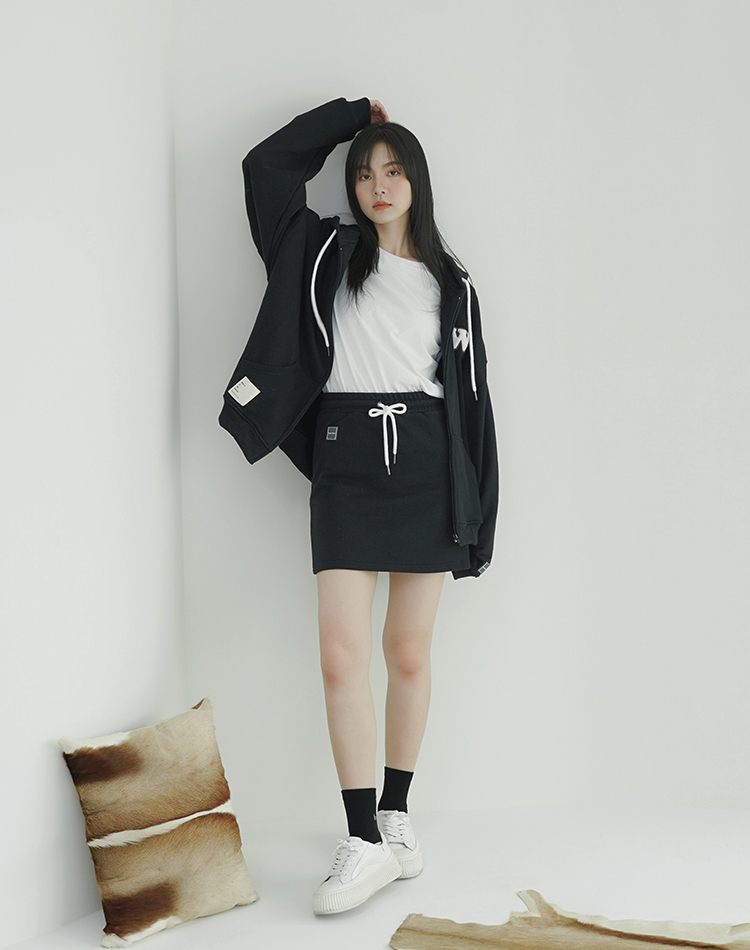 INN OUT棉短裙 (黑色)